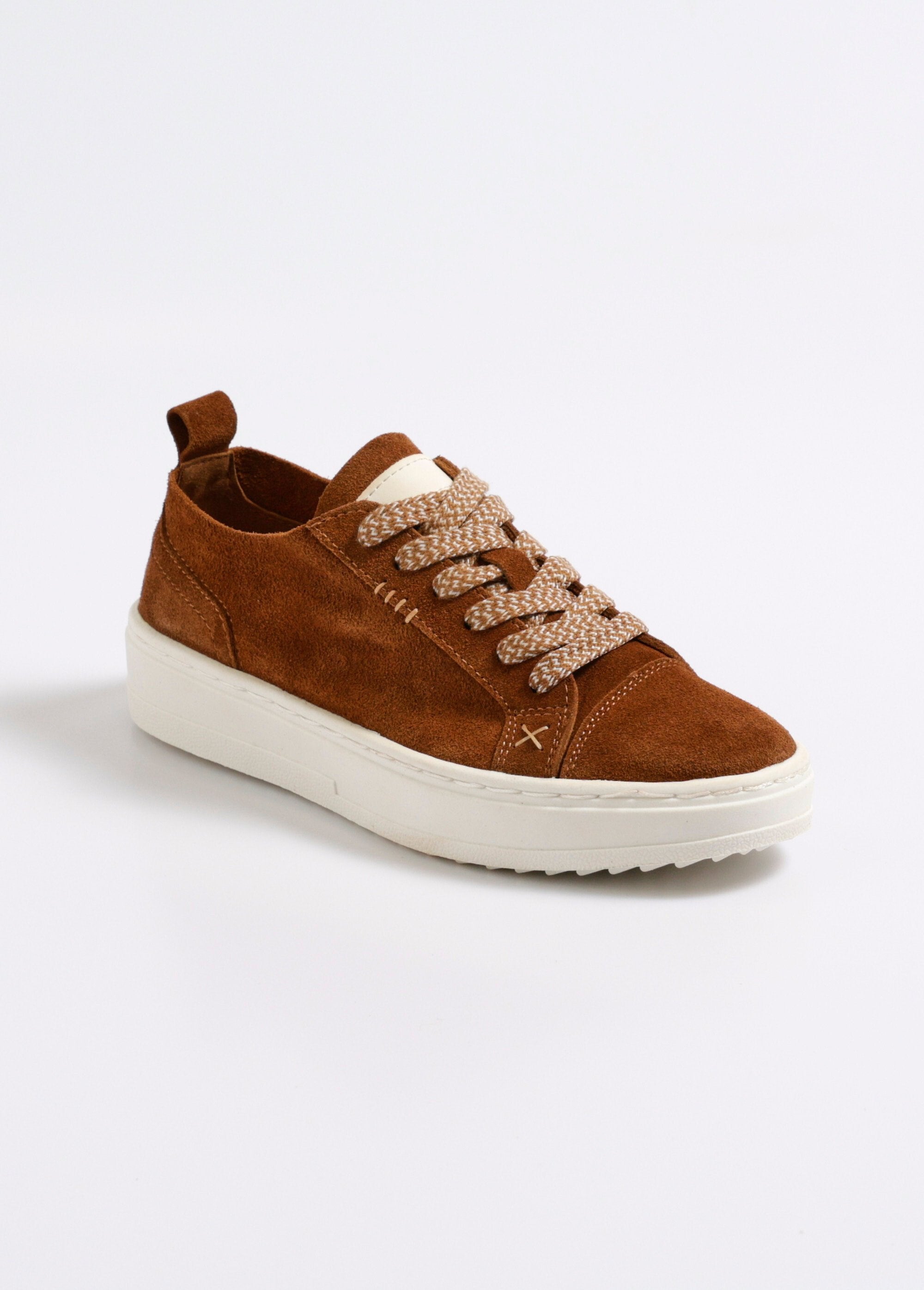 Wedge_sneakers_with_fancy_laces_camel_FA1_slim