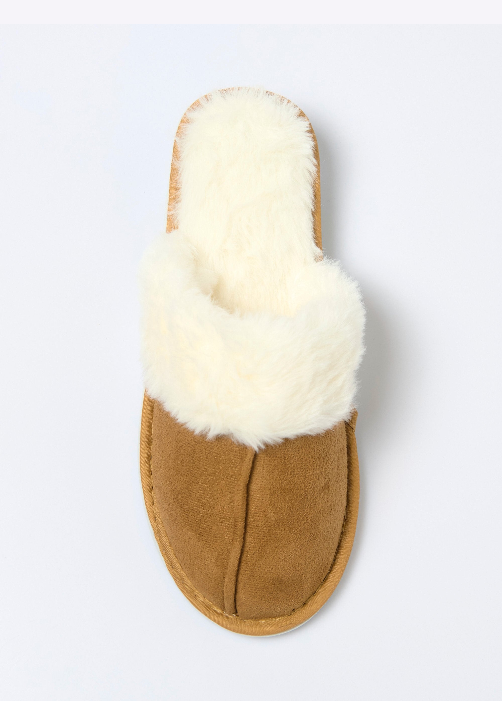 Fur-lined_slippers_with_fur_and_suede_trim_camel_OV1_slim