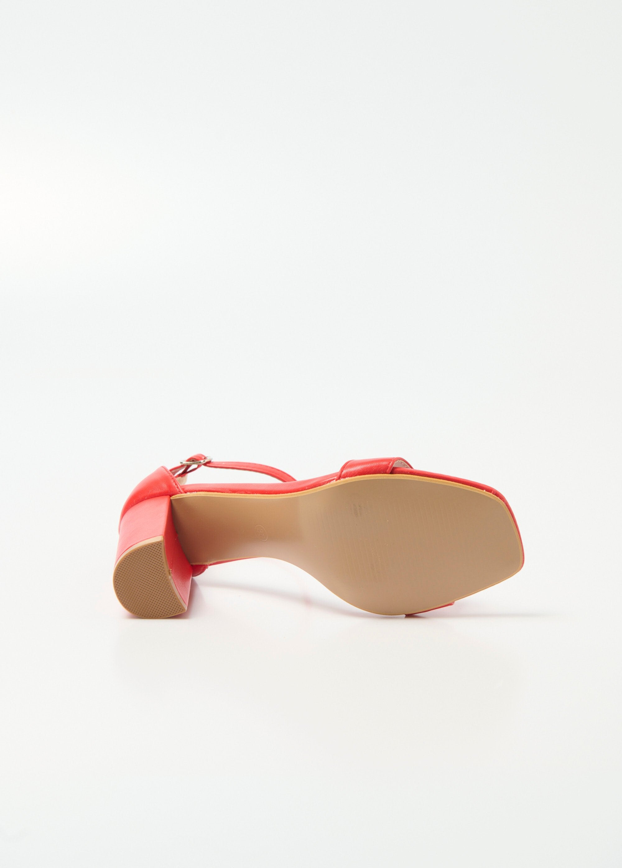 Square_toe_high_heel_sandals_with_straps_Red_UN1_slim