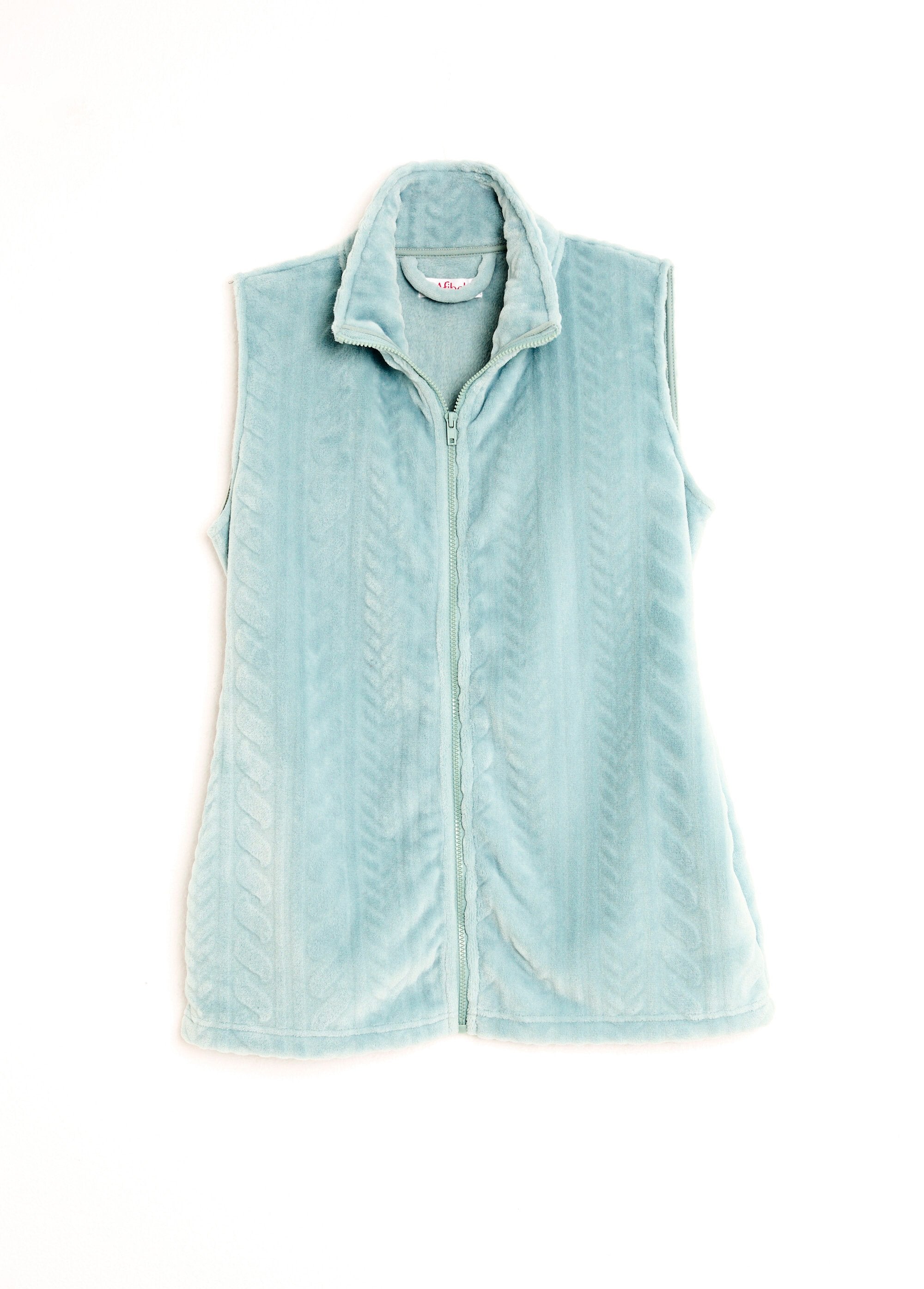 Sleeveless_zipped_fleece_vest_with_plush_feel_Green_AP1_slim