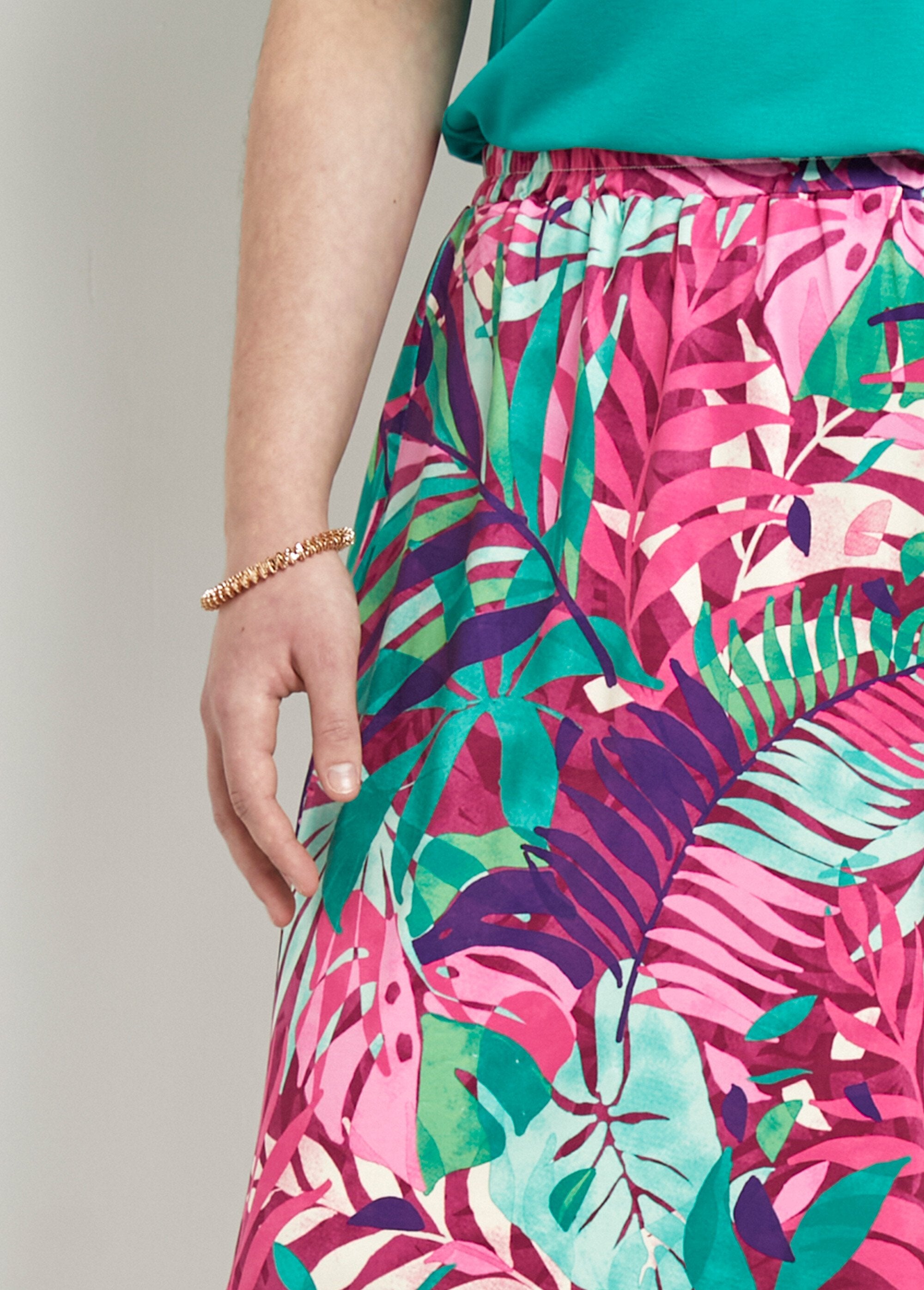 Tropical_print_elasticated_waist_culottes_Multicolor_DE1_curvy