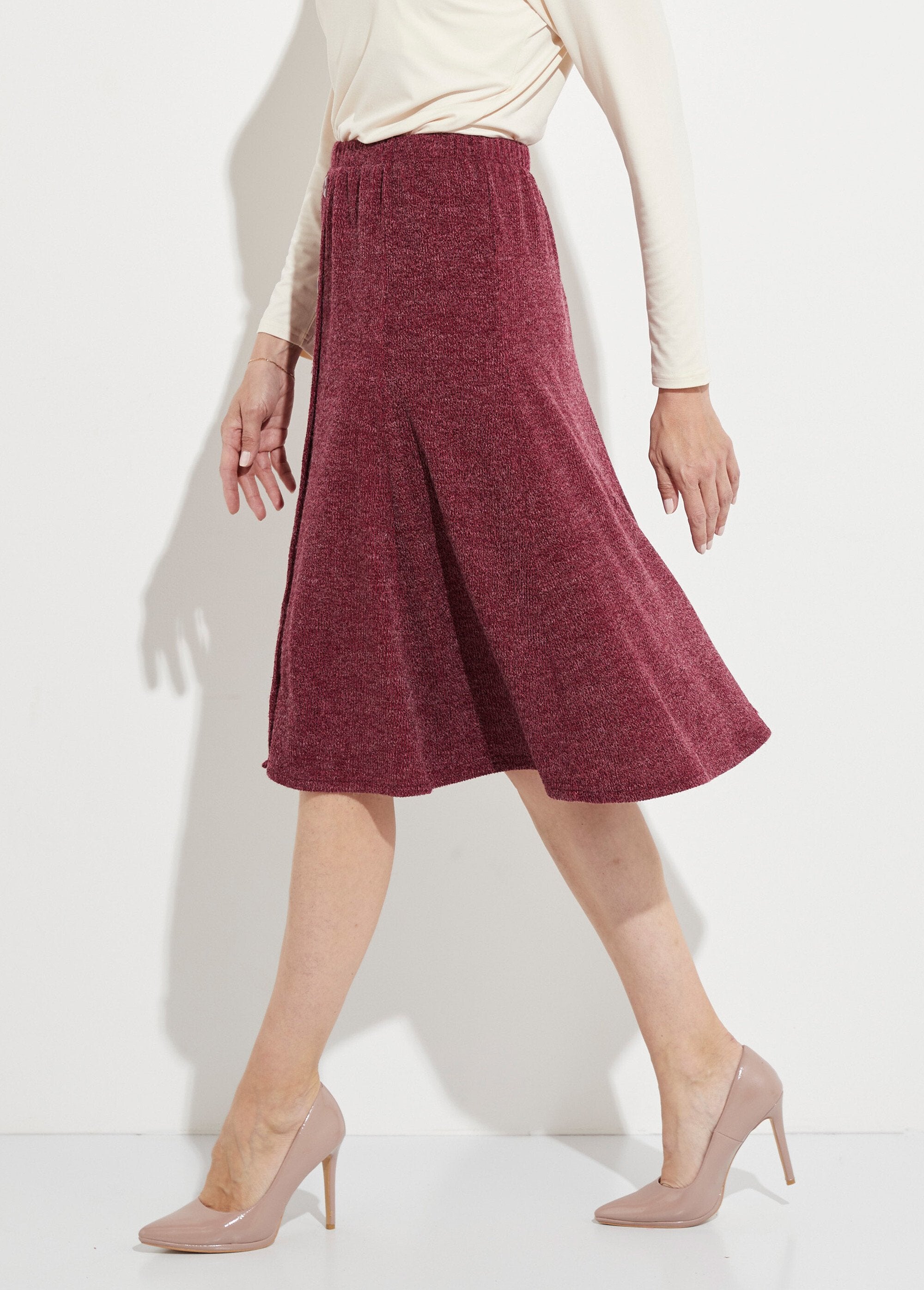 Mid-length_flared_skirt_in_plain_warm_knit_Bordeaux_GA1_slim