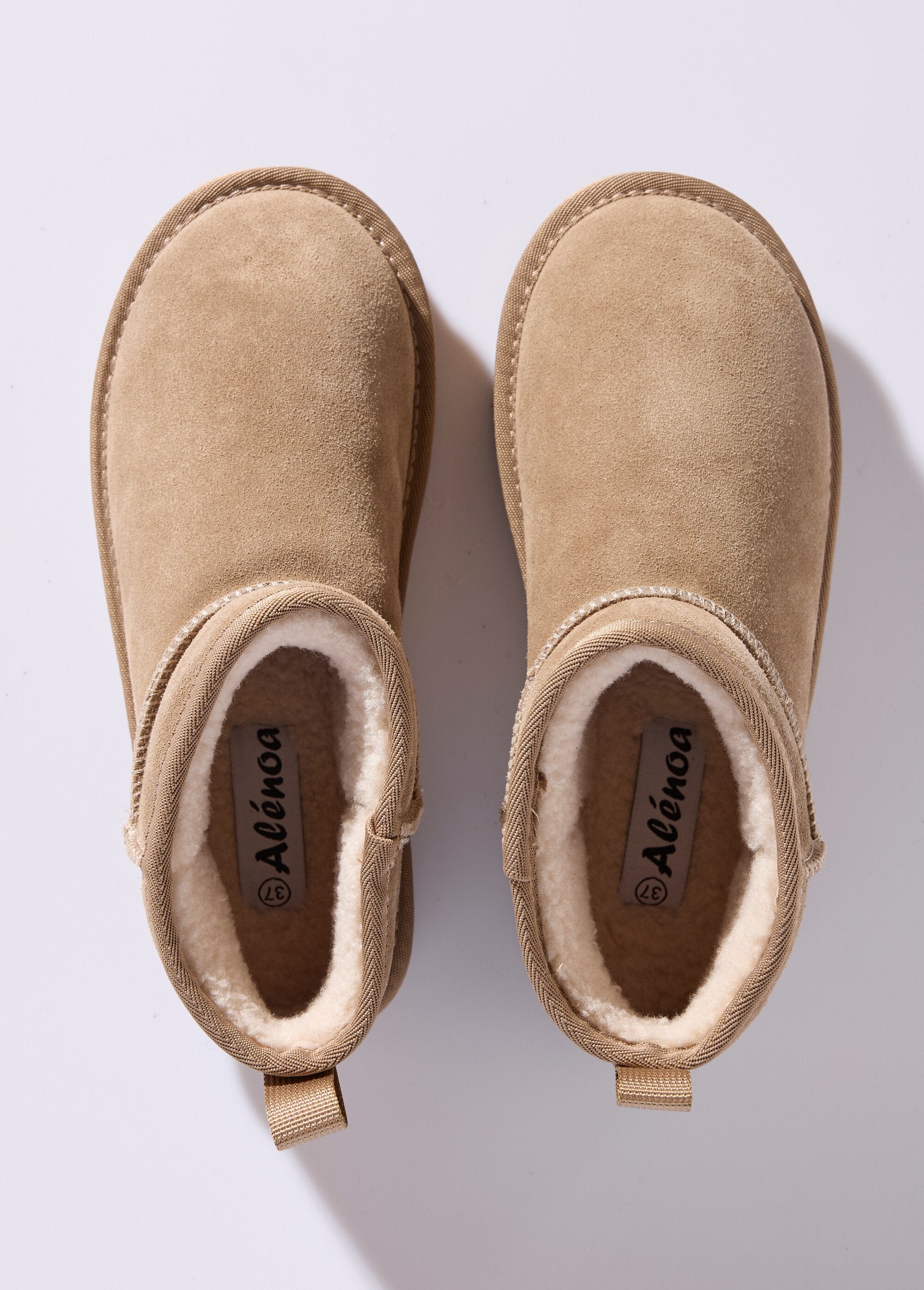 Low_fur-lined_boots_with_wedge_sole_Mole_OV1_slim