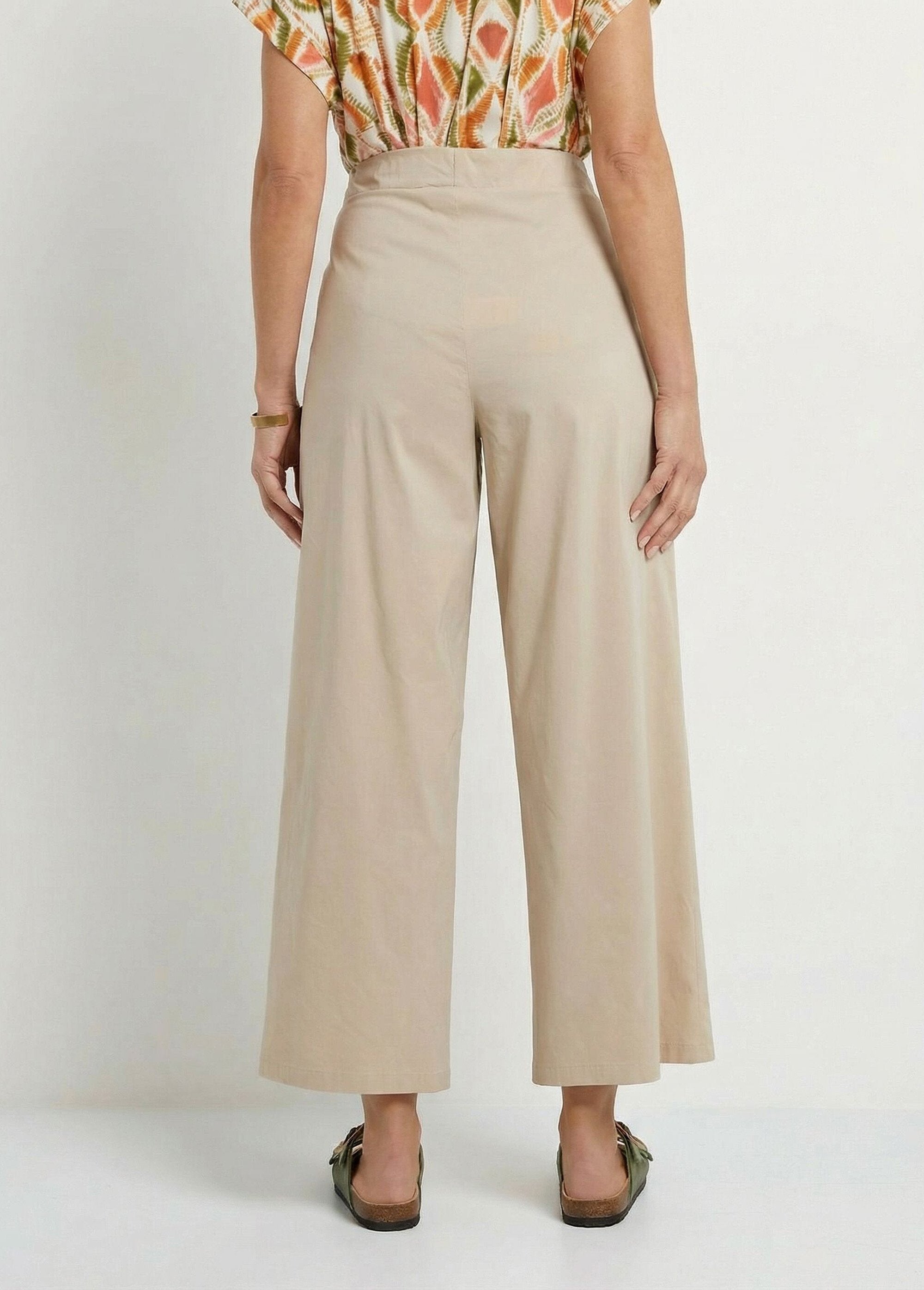 Pantalon_droit_à_pinces_ceinture_élastiquée_Beige_DO1_slim