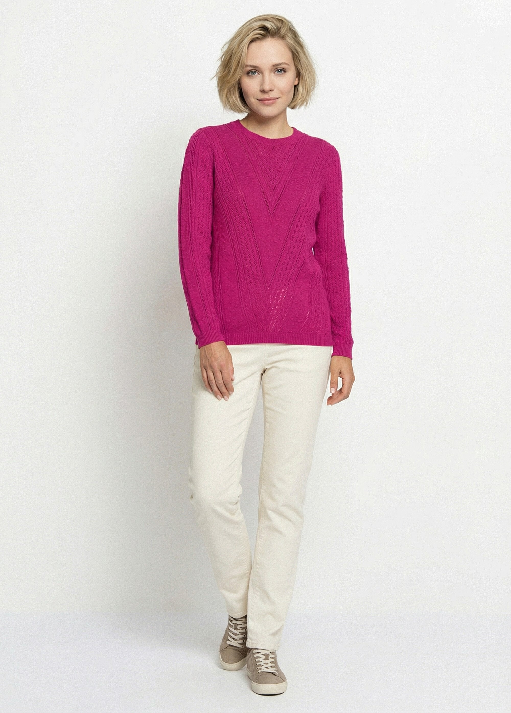 Round_neck_openwork_knit_sweater_and_balls_Fuchsia_SF1_slim