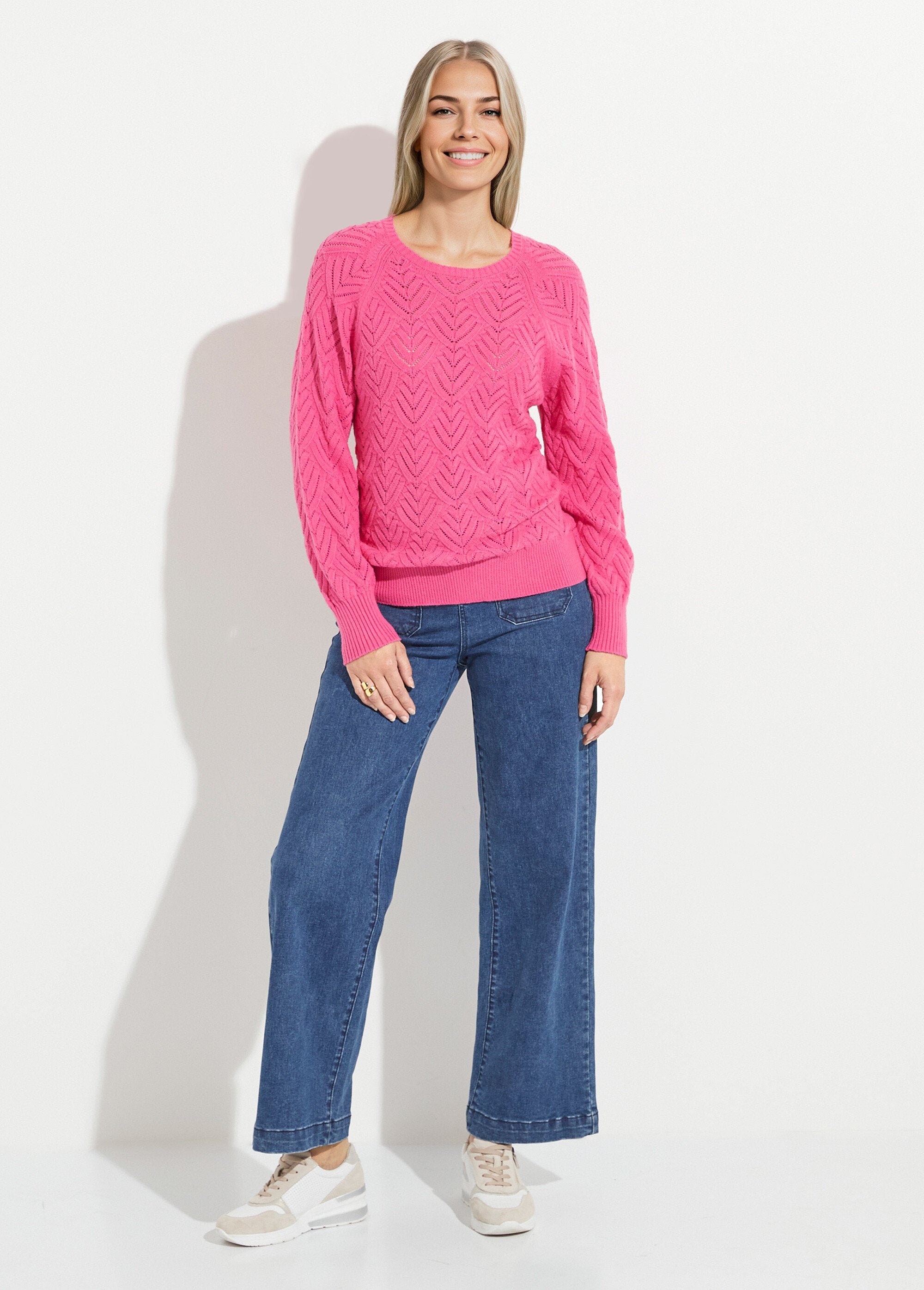Soft_short_round_neck_sweater_with_openwork_pattern_Pink_SF1_slim