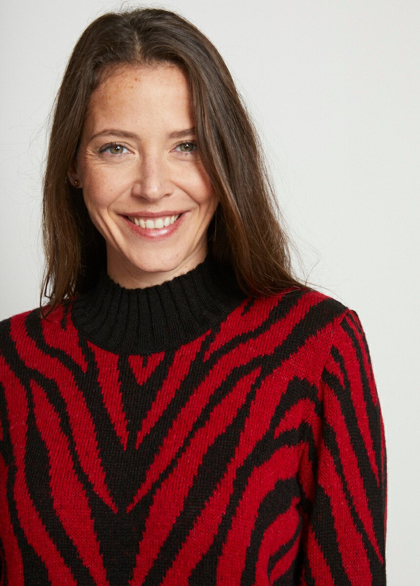Zebra_jacquard_high_neck_sweater_Red_and_black_DE1_slim