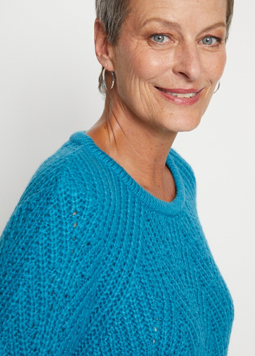 Fancy_ribbed_knit_sweater_Lagoon_DE2_slim