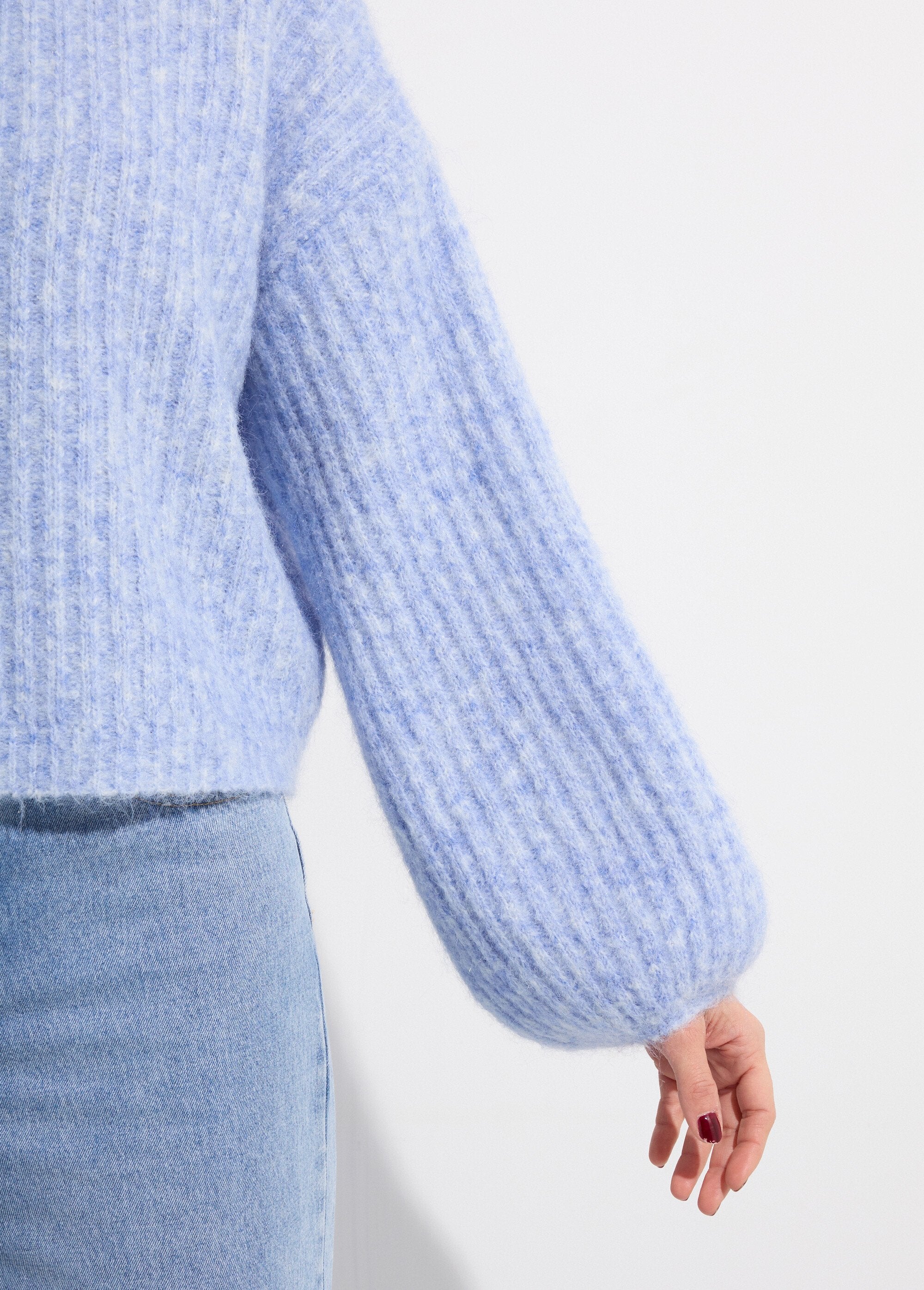 Loose_knit_sweater_with_puff_sleeves_Blue_DE1_slim