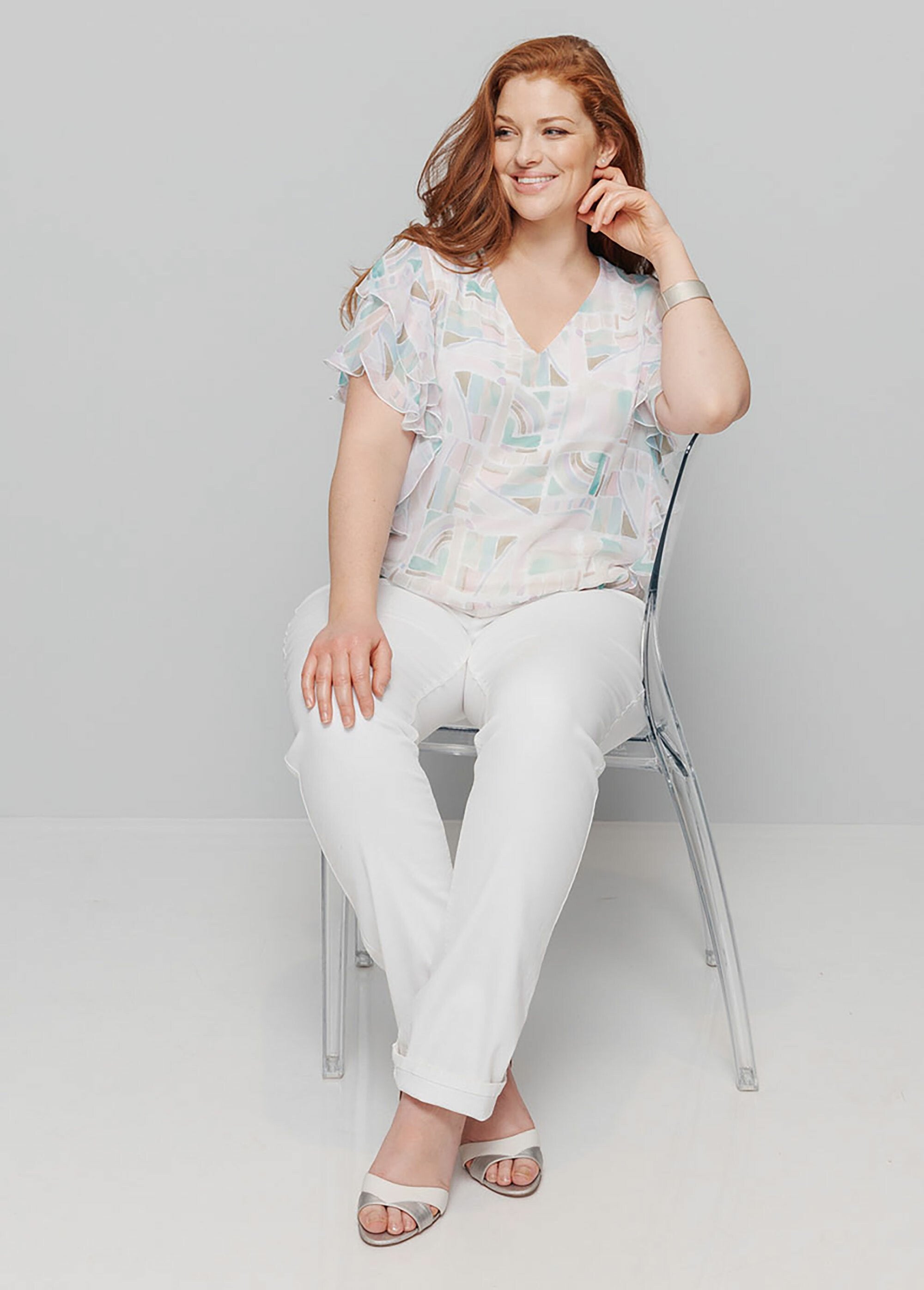 Voile_tunic_with_ruffled_sleeves_Rose_and_onyx_SF1_curvy