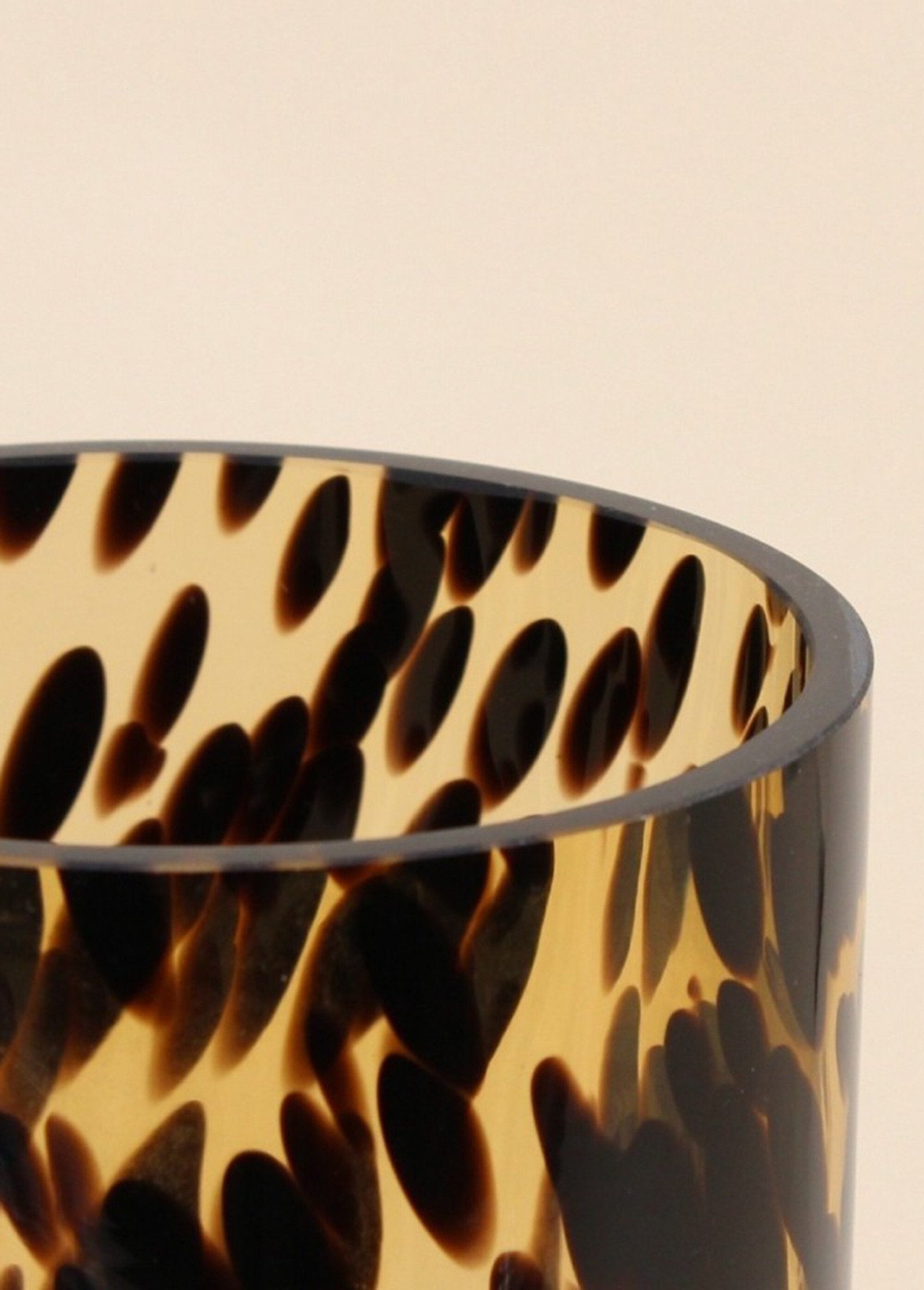 Amber_glass_vase_with_leopard_print_effect_Mouchette_DE1_slim