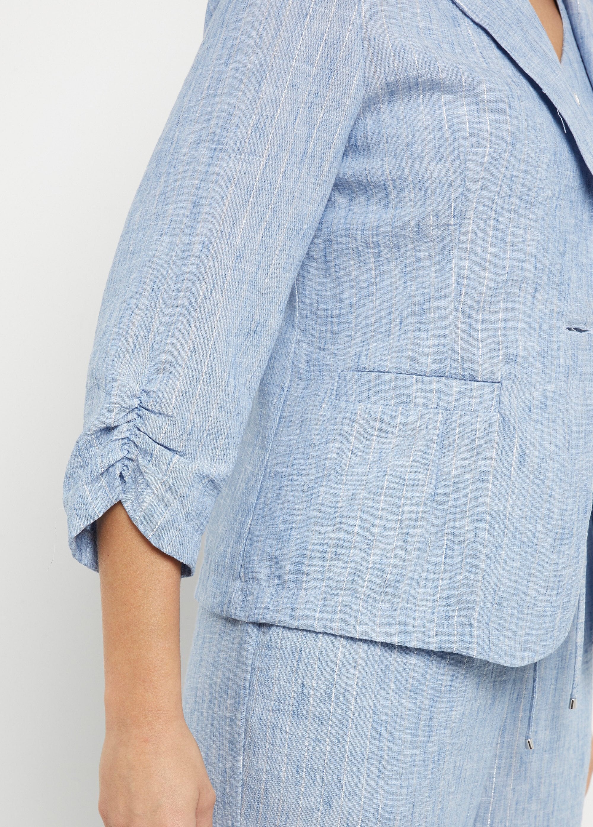 Veste_tailleur_rayée,_aspect_irrégulier_Bleu_DE1_slim