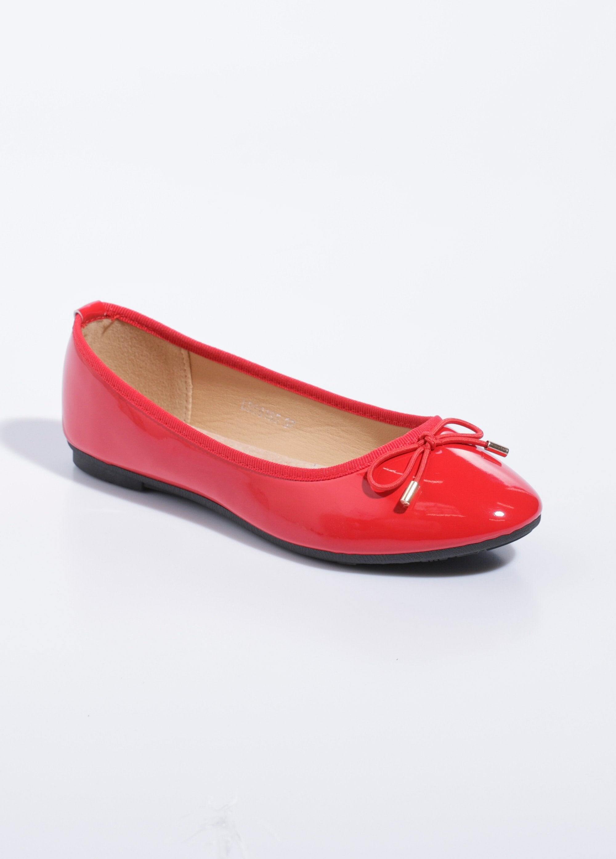 Patent_leather_flat_ballerinas_with_small_bow_Red_varnish_FA1_slim