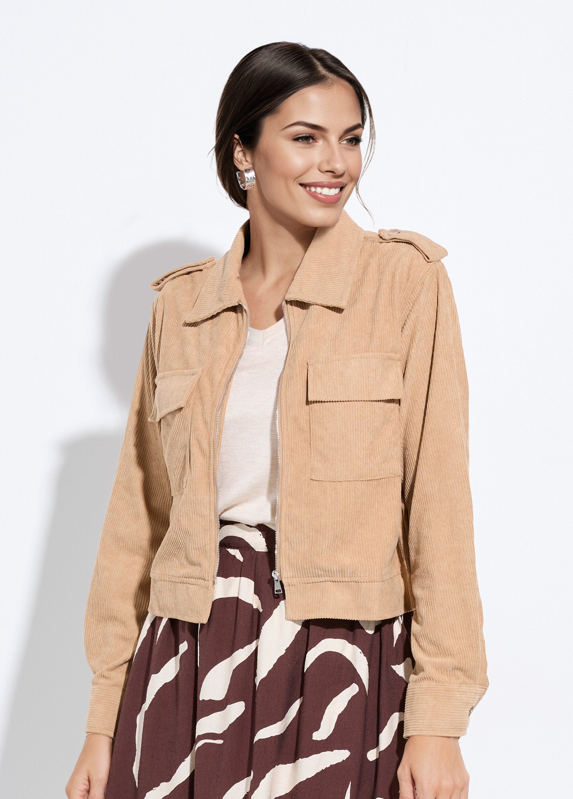 Short_zipped_jacket_in_thick_ribbed_velvet_Beige_FA1_slim