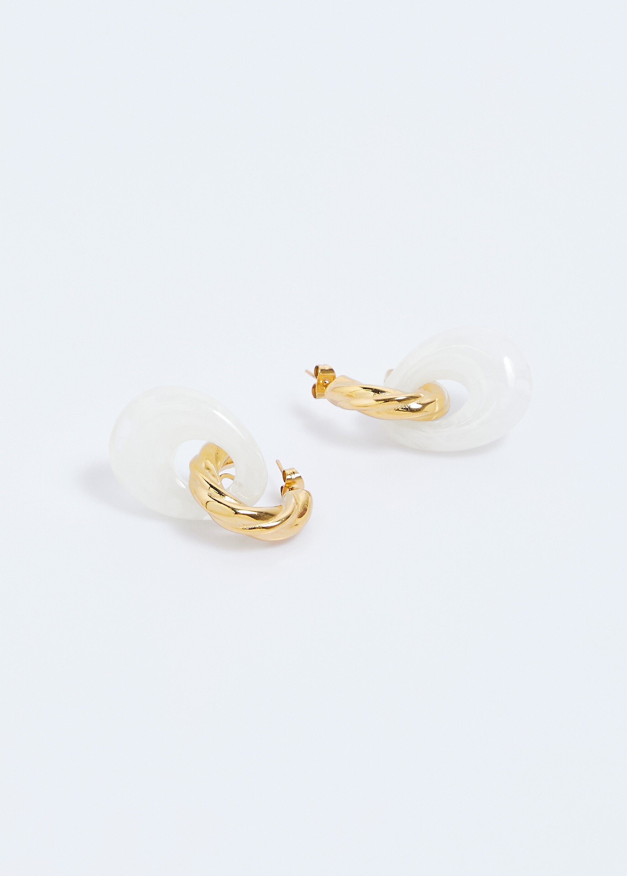 Stainless_steel_twisted_earrings_with_pendant_Dore_et_blanc_FA1_slim