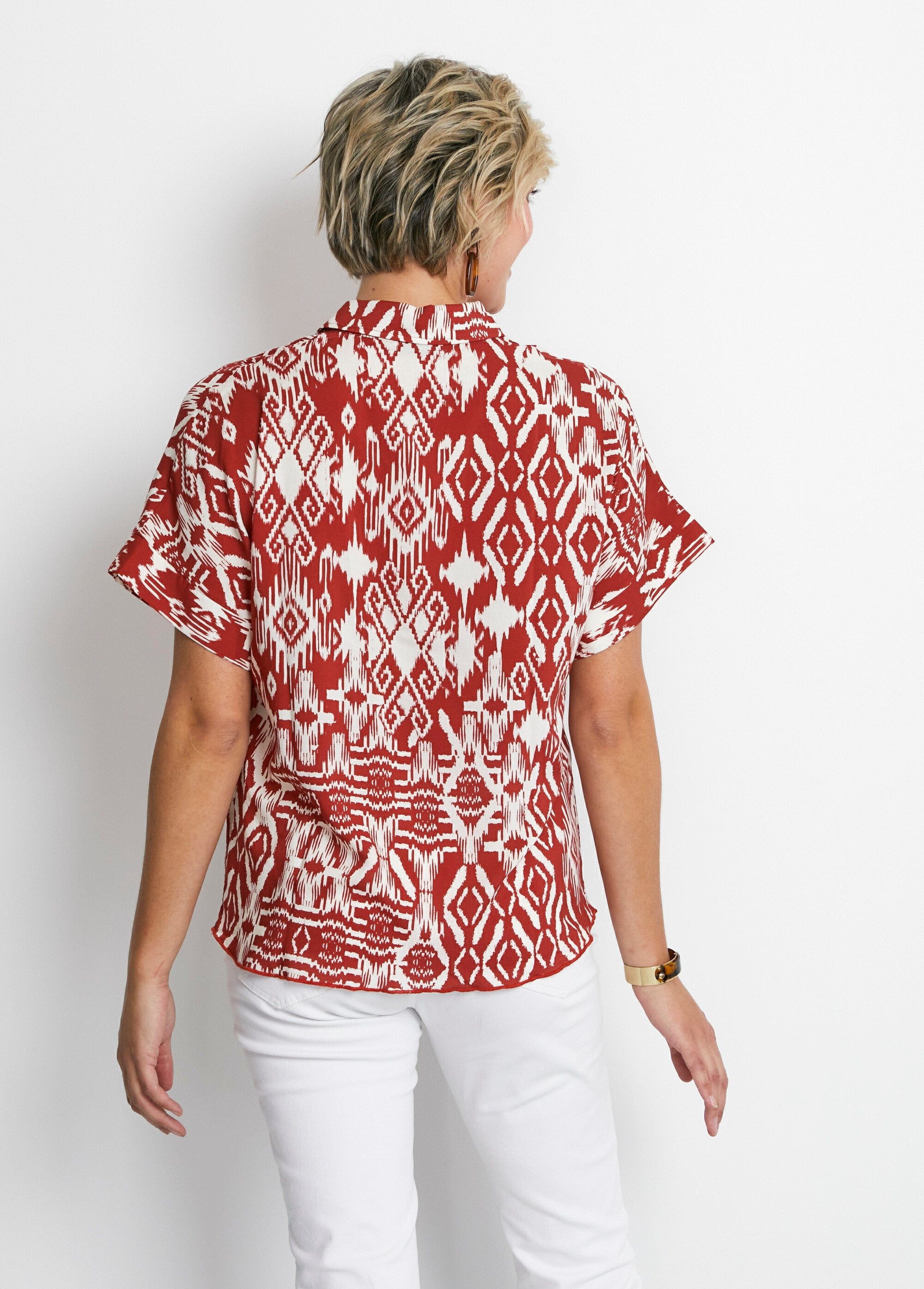 Short_sleeve_printed_blouse_Terracotta_print_DO1_slim