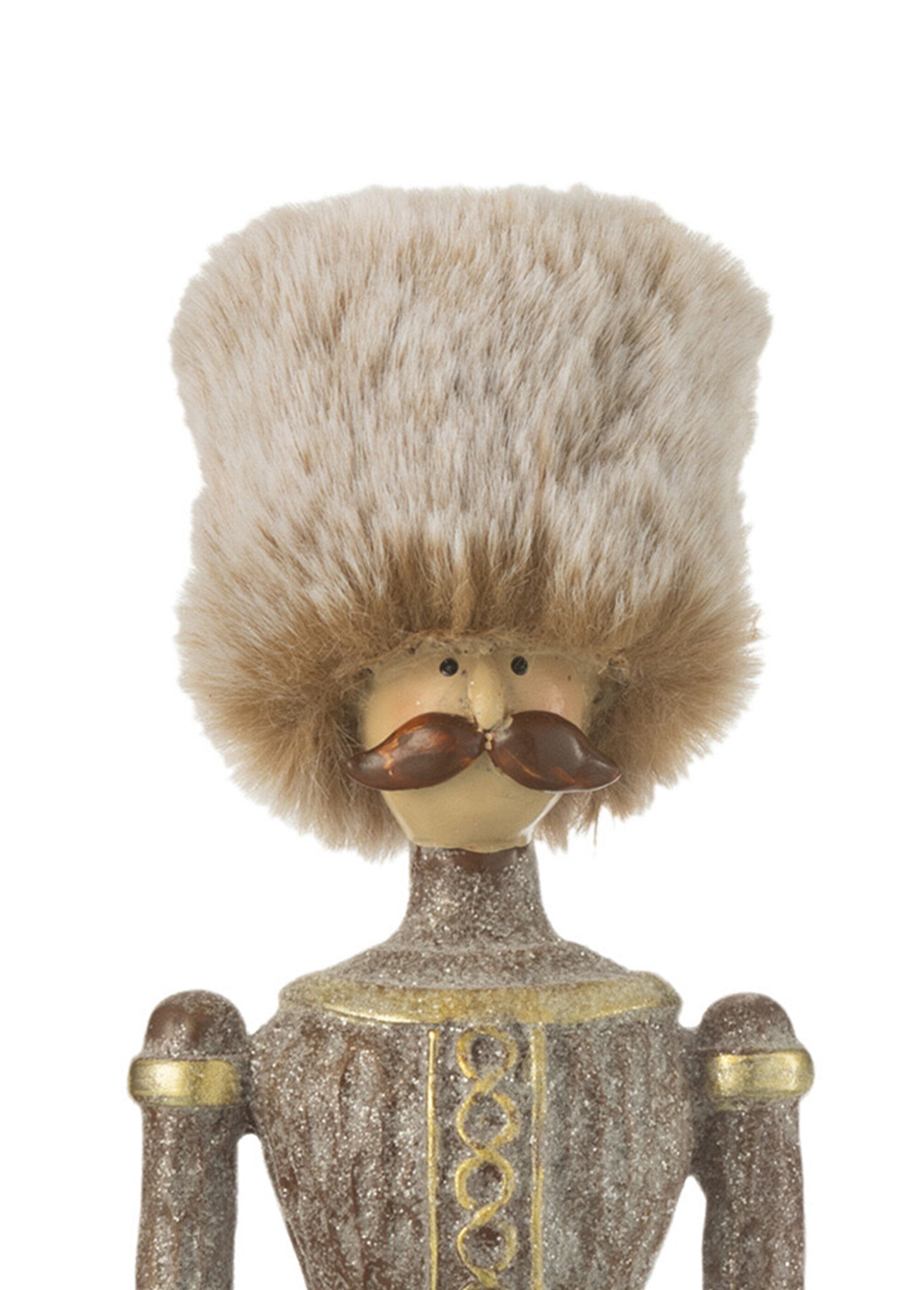 Wooden_and_fur_character_statuette_Golden_DE1_slim