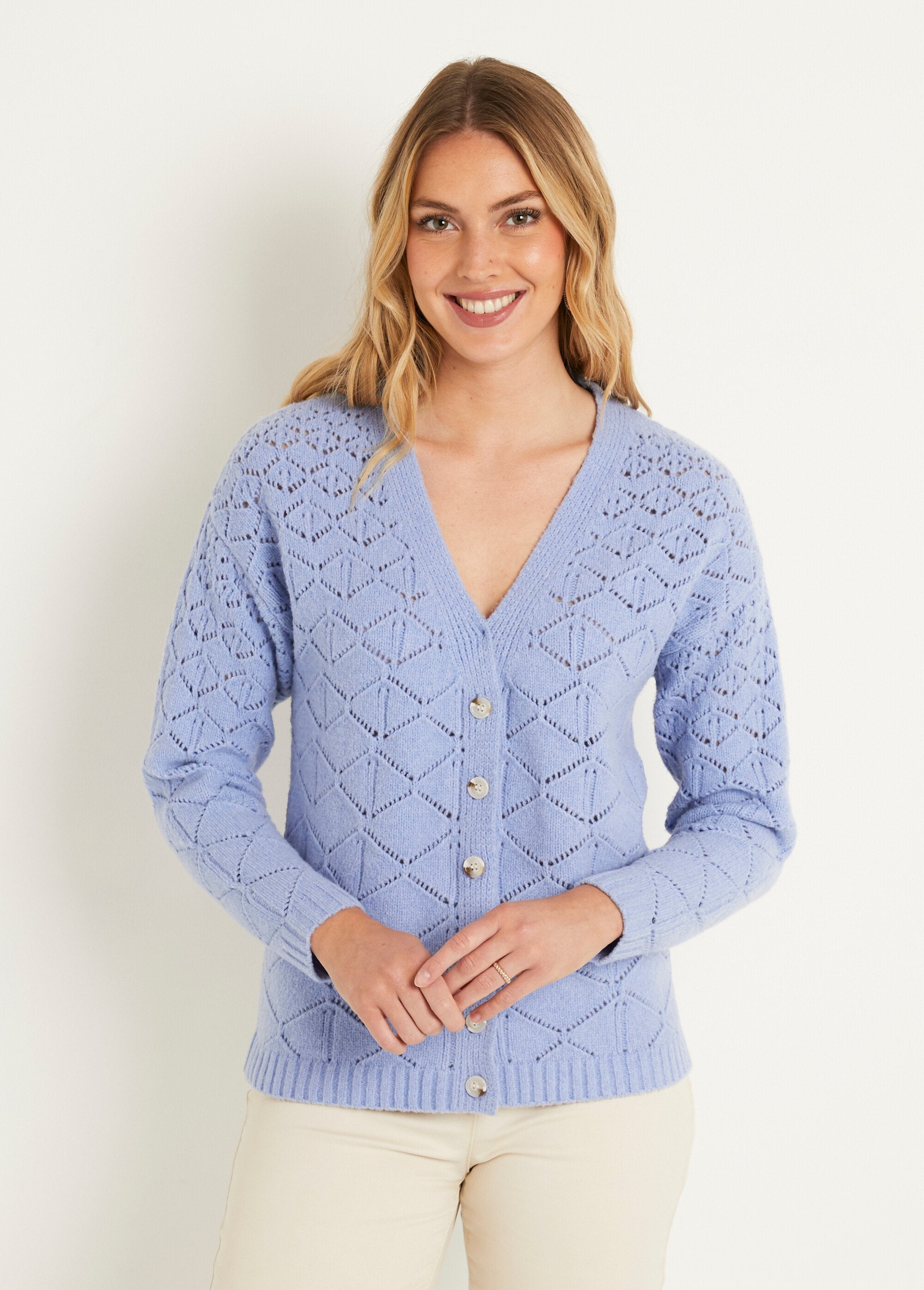 Short_openwork_V-neck_buttoned_cardigan,_plain_Blue_FA1_slim