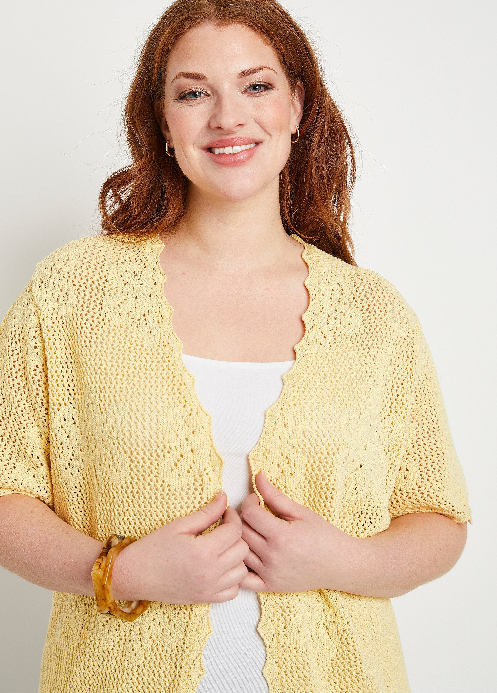 Short_short-sleeved_openwork_cardigan_Vanilla_DE2_curvy