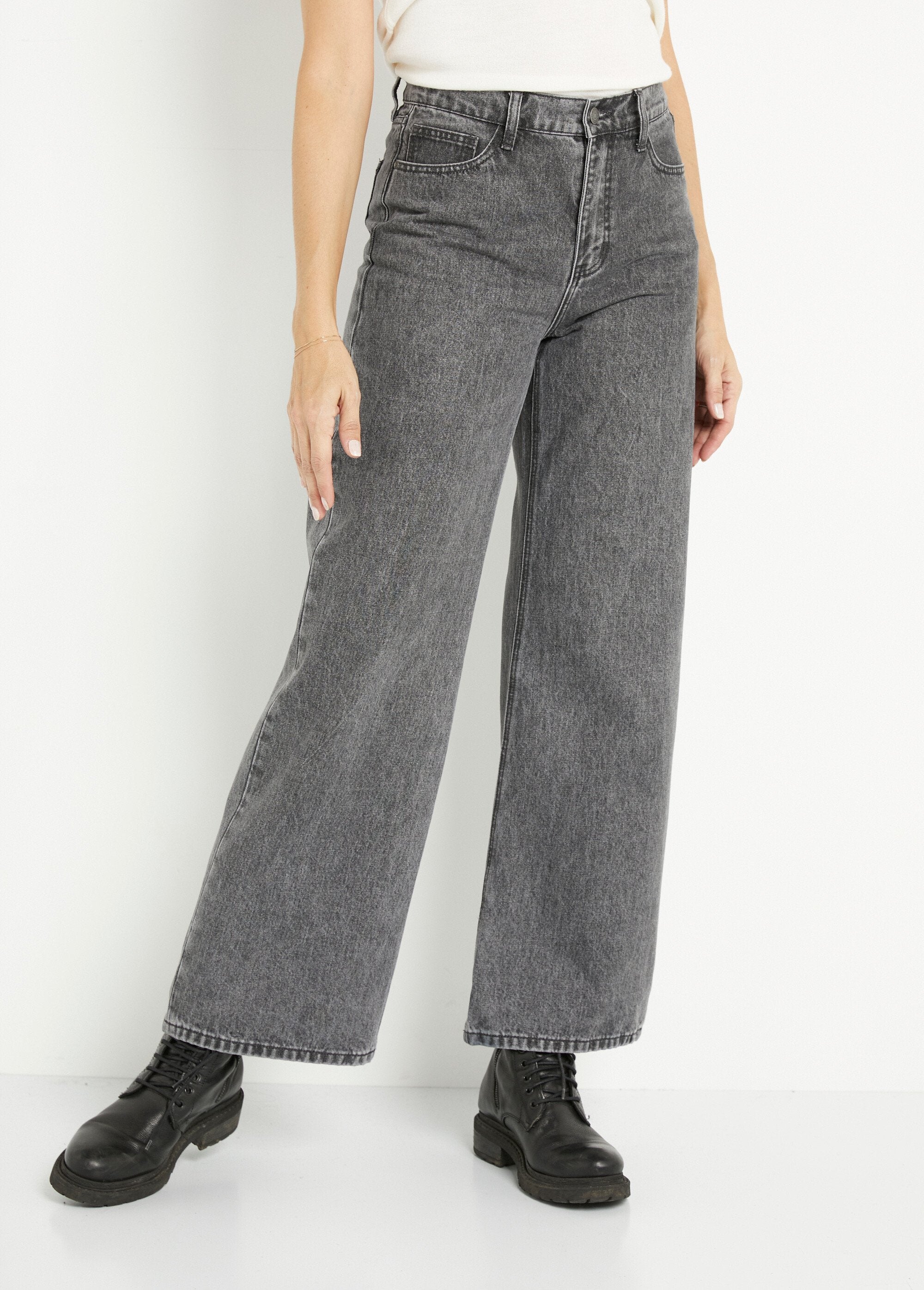 Jean_5_poches_femme_coupe_large_Gris_FA1_slim