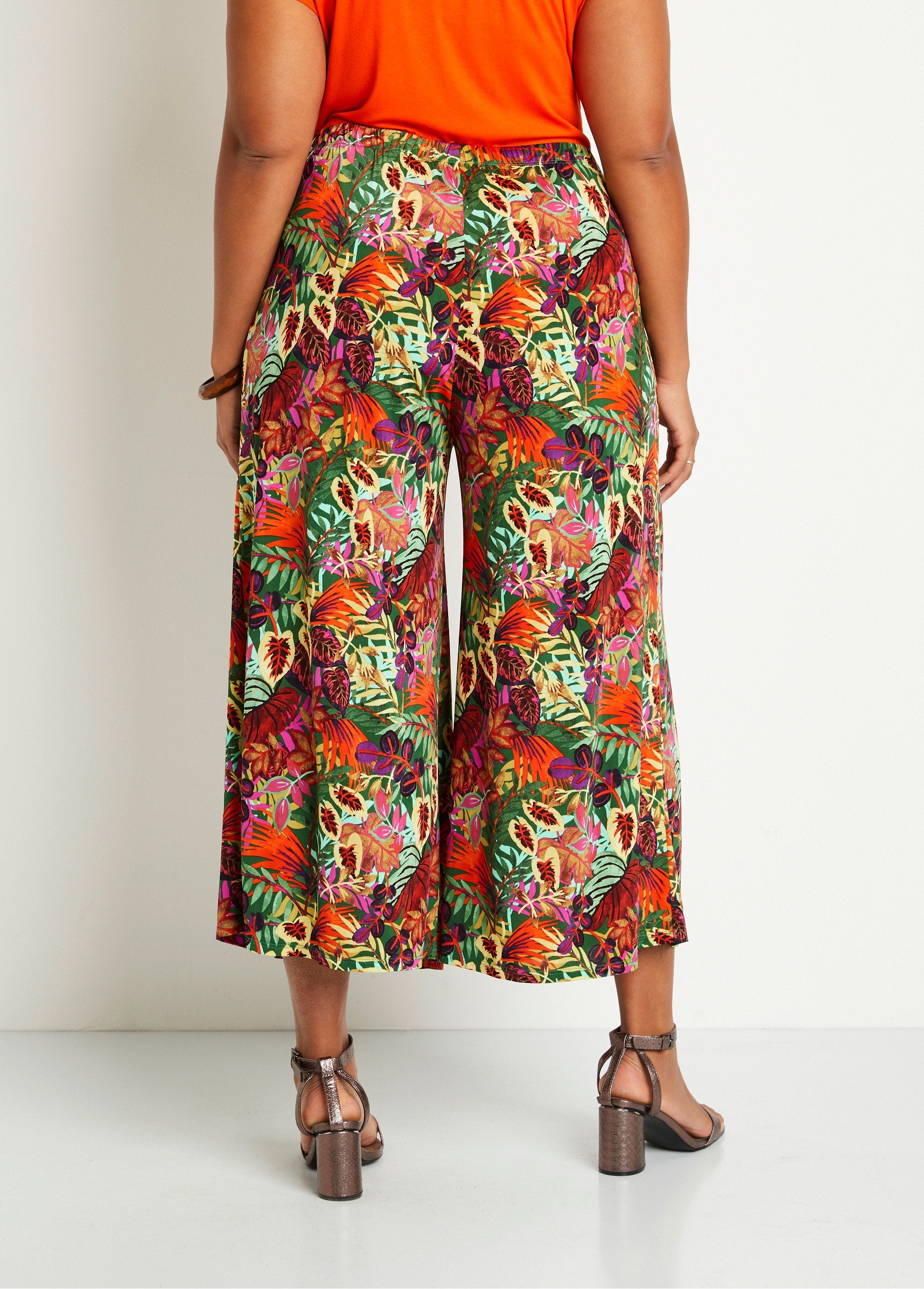 Loose_elasticated_waist_culottes_Multicolor_DO1_curvy