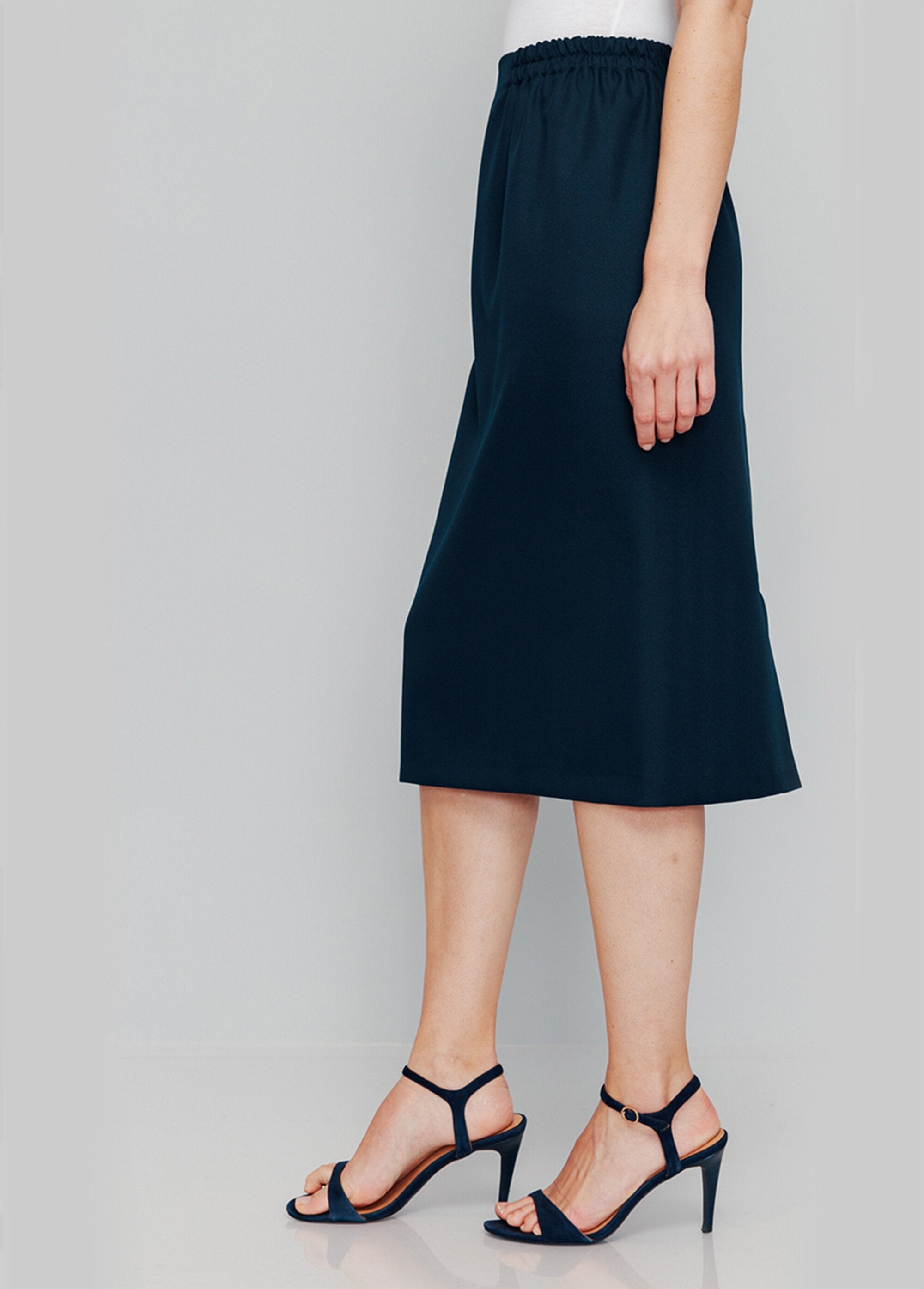 Long_gabardine_straight_skirt_Marine_DR1_slim