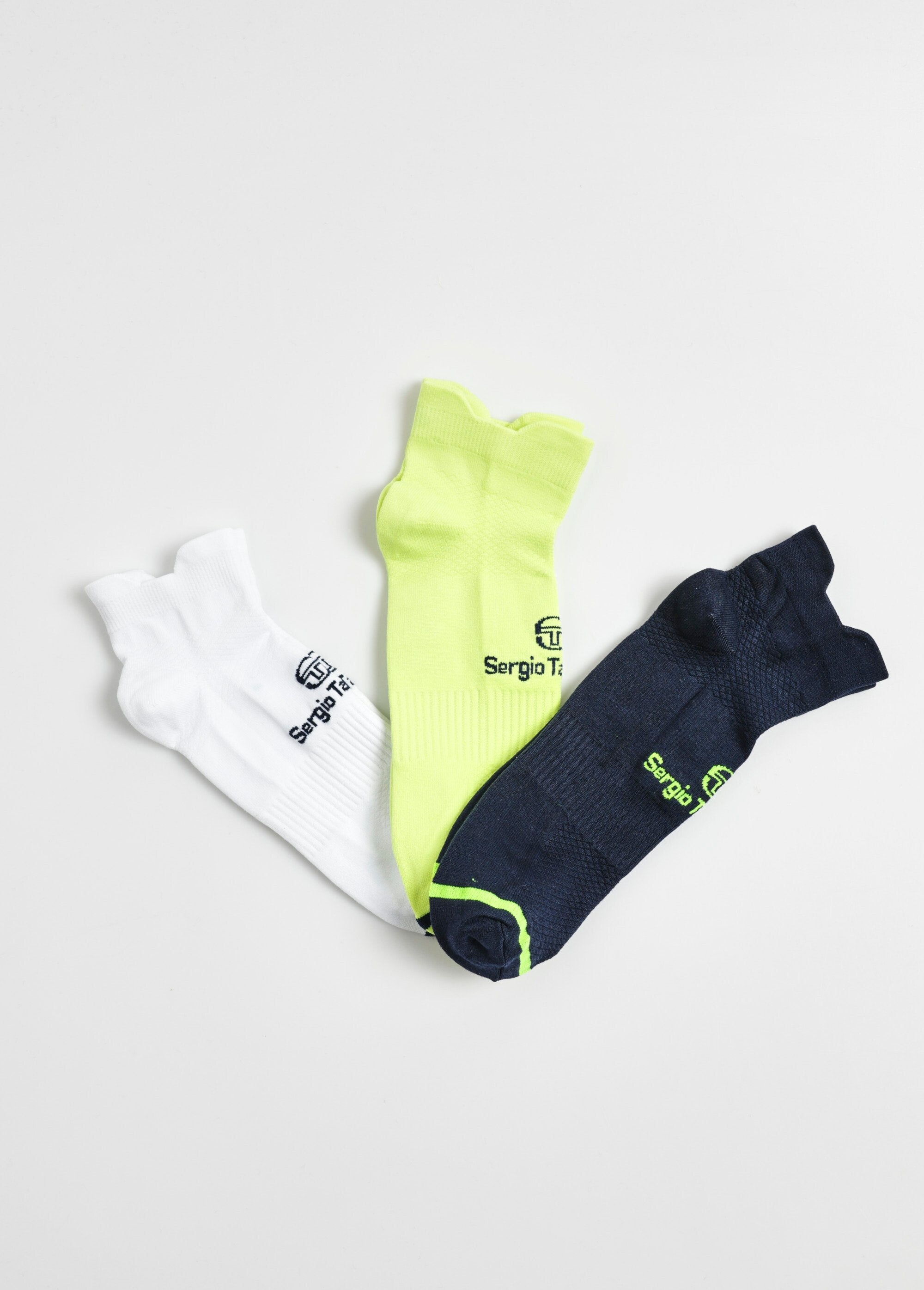 Pack_of_3_bright_assorted_socks_Blue_and_yellow_and_white_FA1_slim