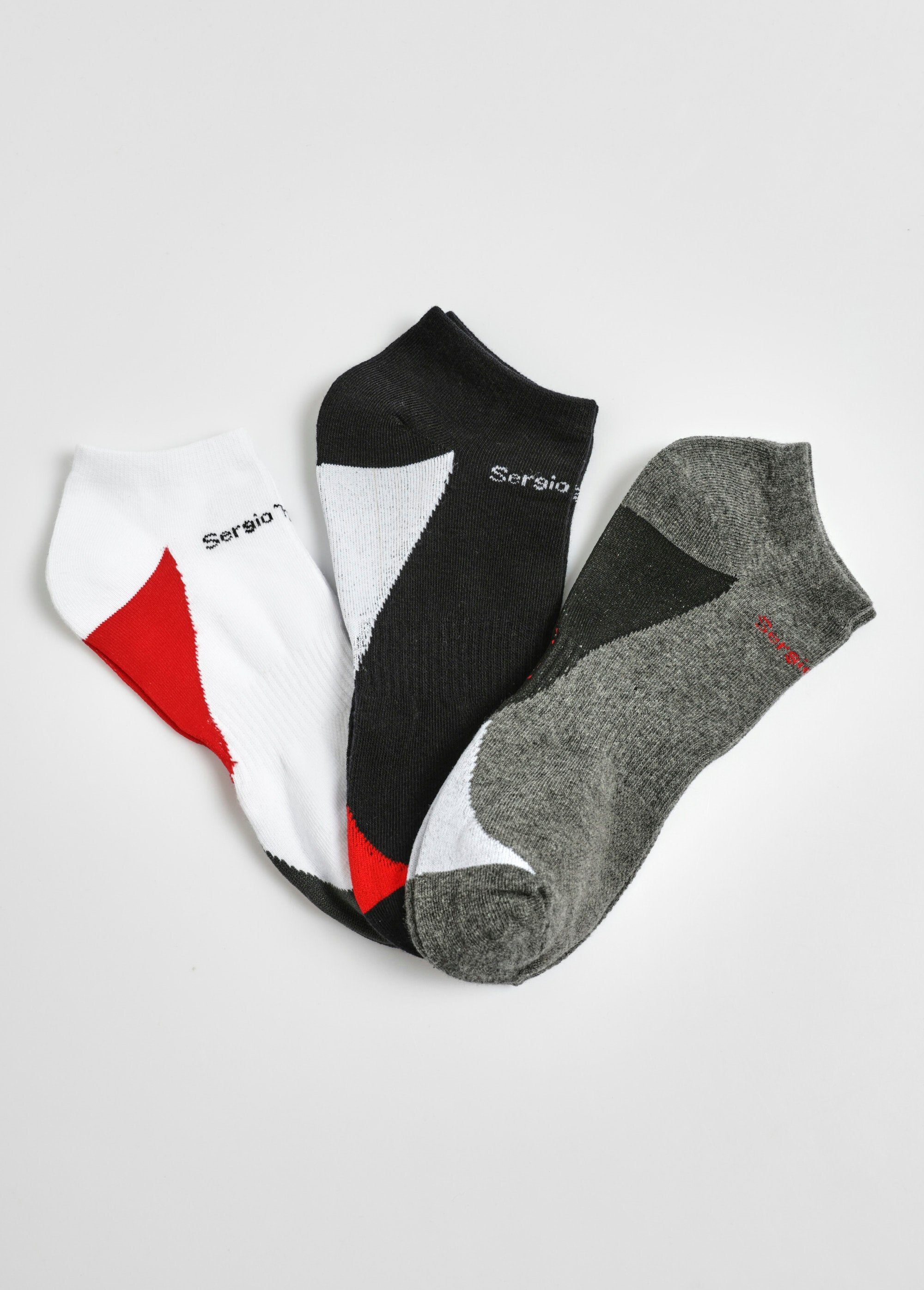 Pack_of_3_fancy_logo_socks_Assorted_red_FA1_slim
