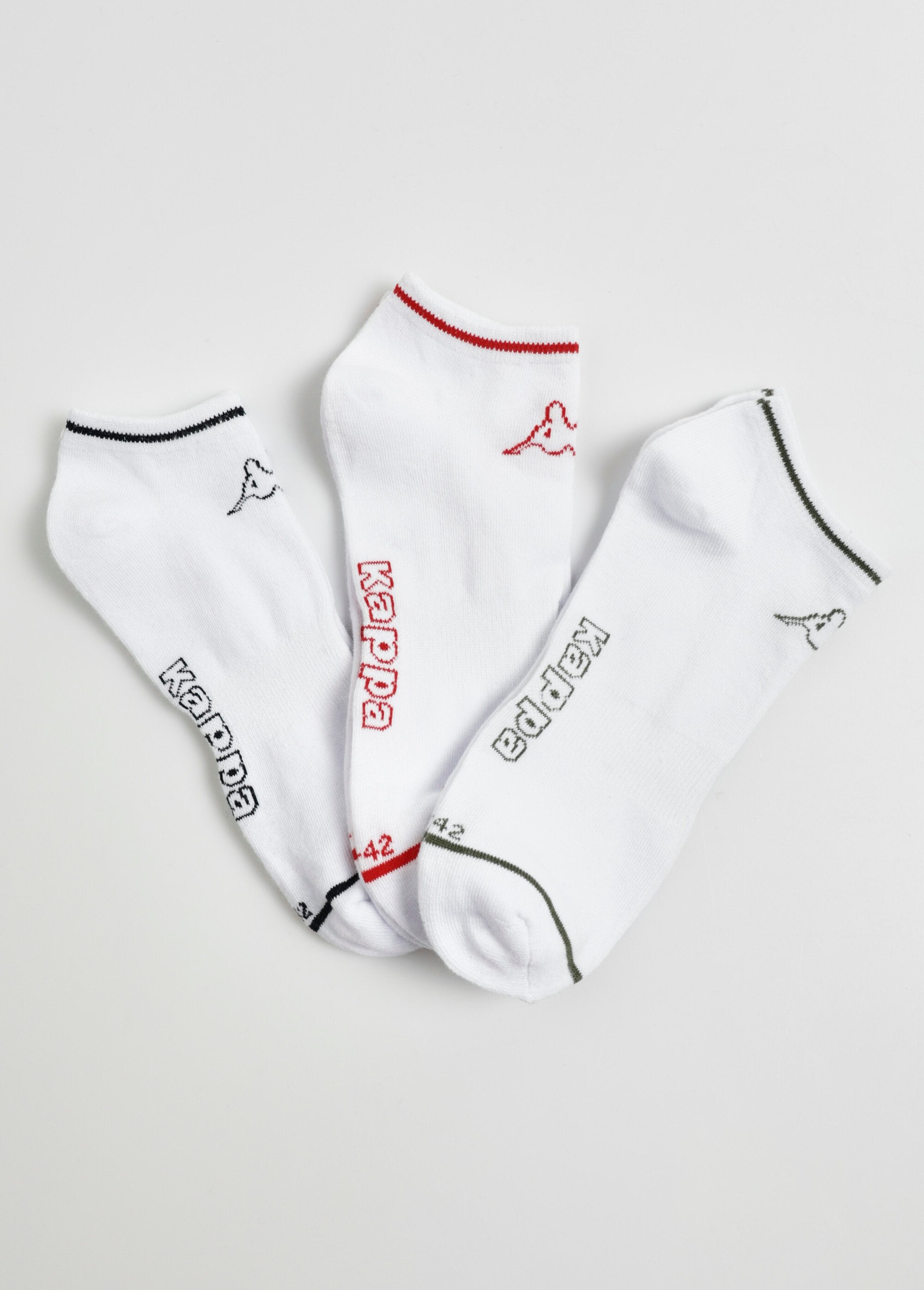 Pack_of_3_assorted_model_socks_Assorted_white_FA1_slim