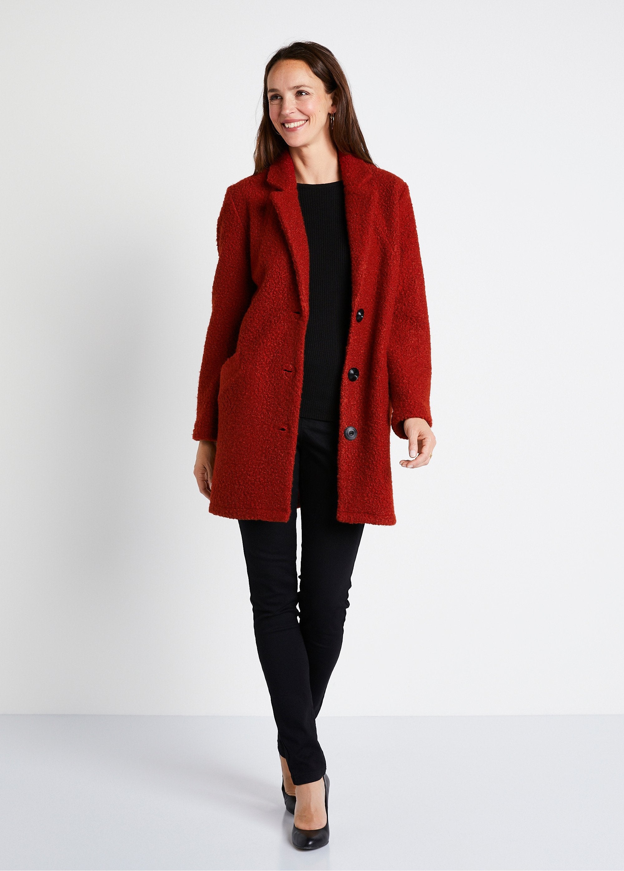 Buttoned_mid-length_French_terry_coat_Tomette_SF1_slim