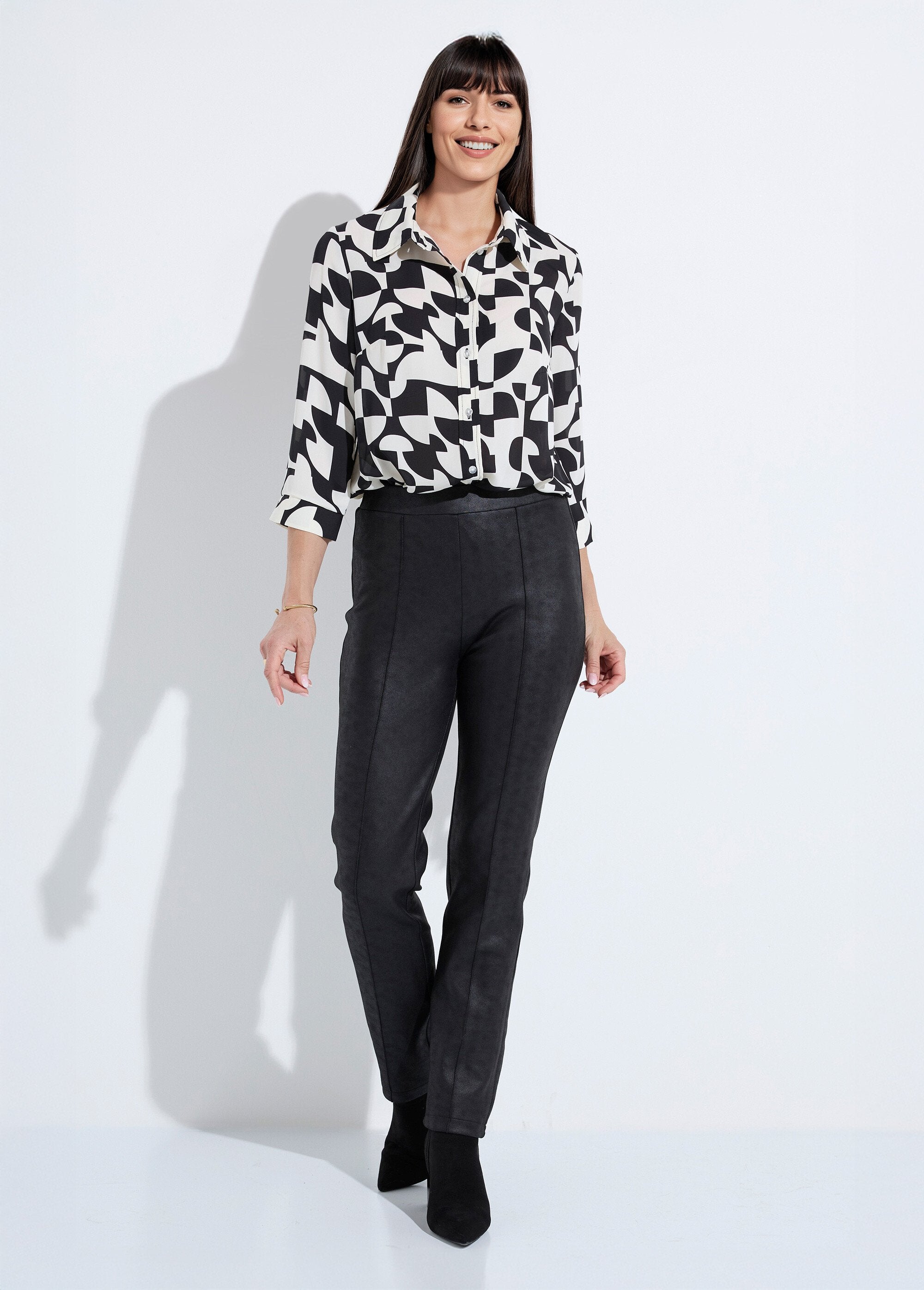 Straight-leg_pants_with_skin-look_semi-elasticated_waistband_Noir_SF1_slim