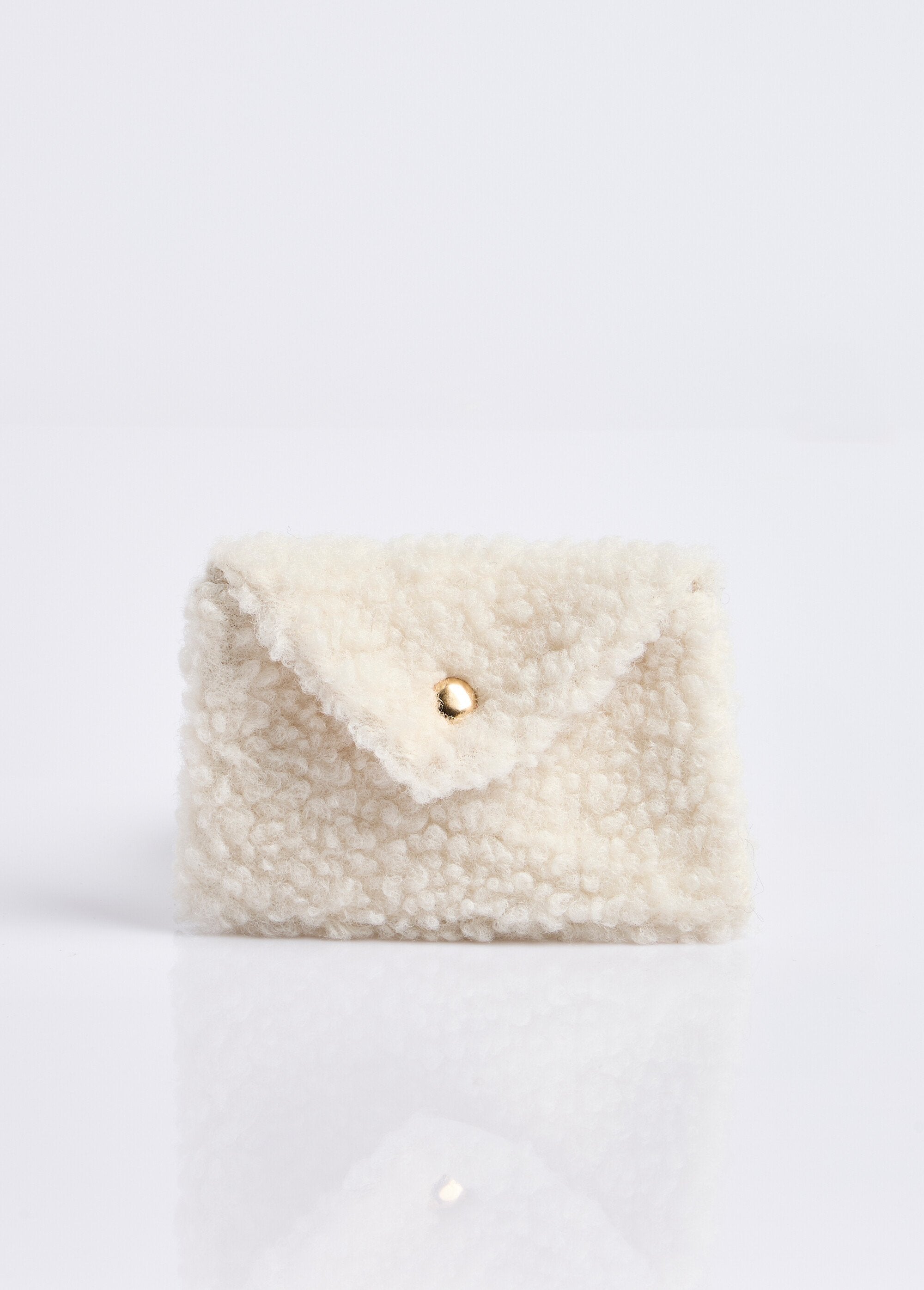 Pochette_porte_monnaie,_fourrure_sherpa_Ecru_FA1_slim