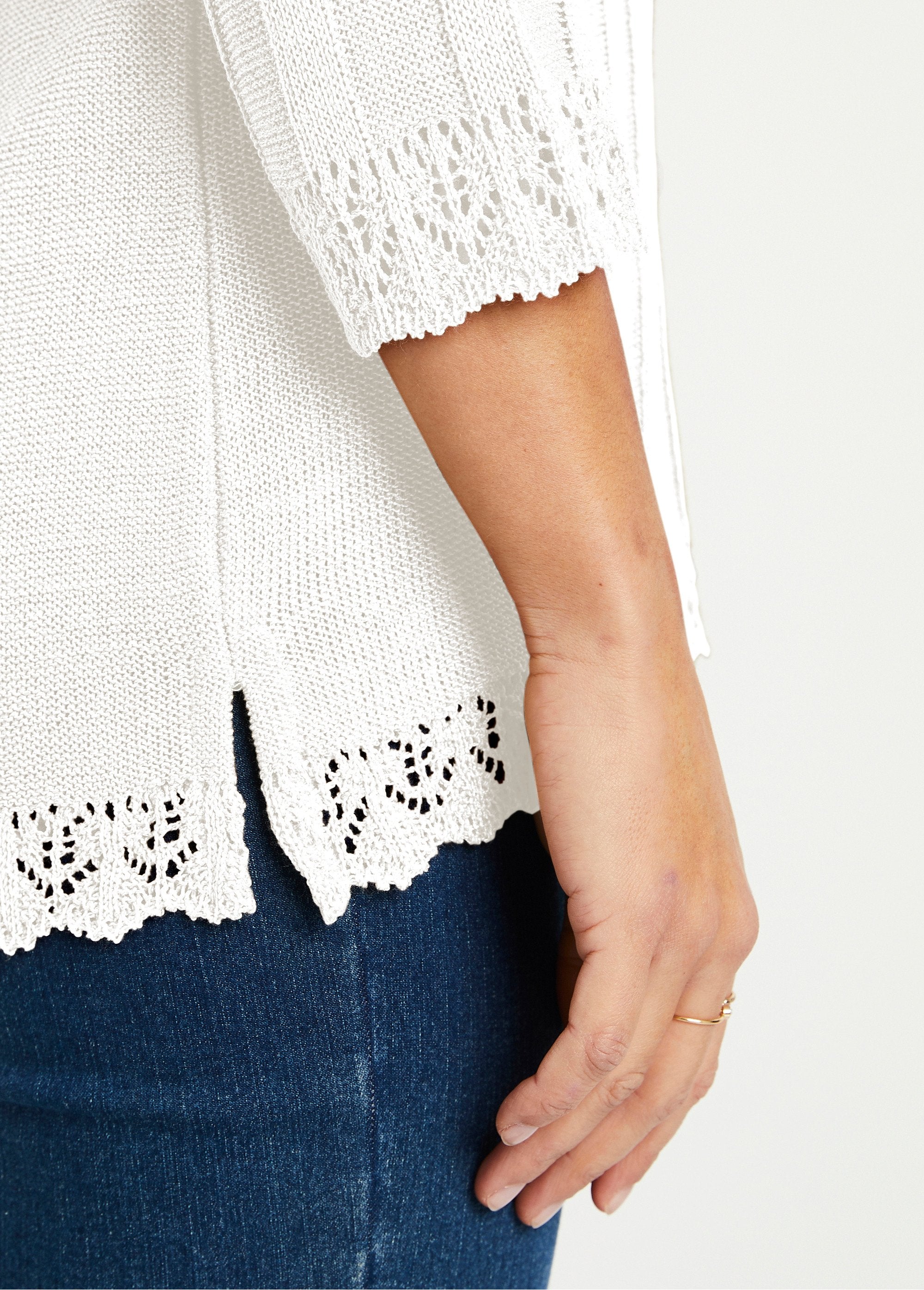 Short_openwork_round_neck_sweater_White_DE1_slim