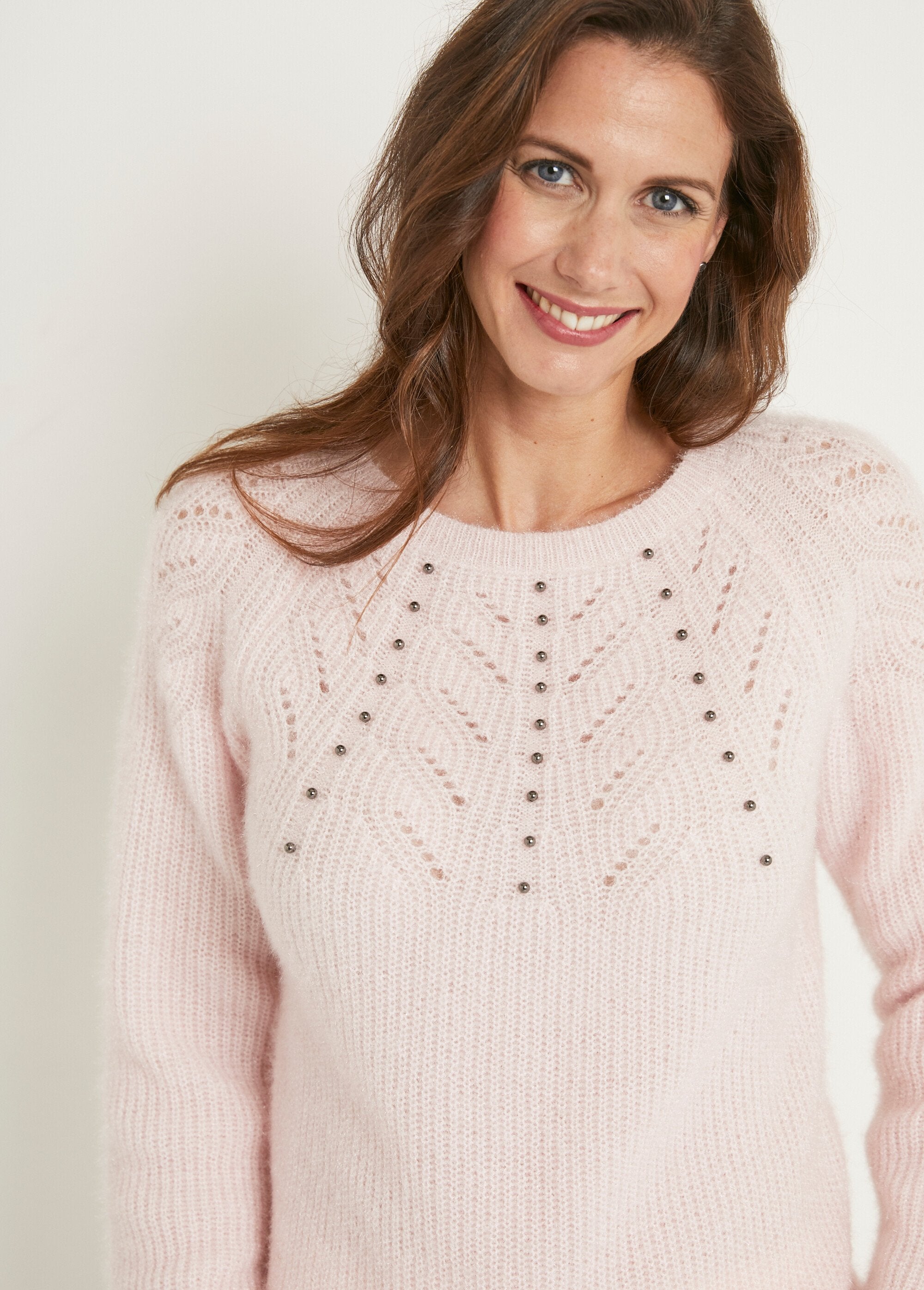 Soft_furry_sweater_with_beaded_openwork_collar_Pink_DE1_slim