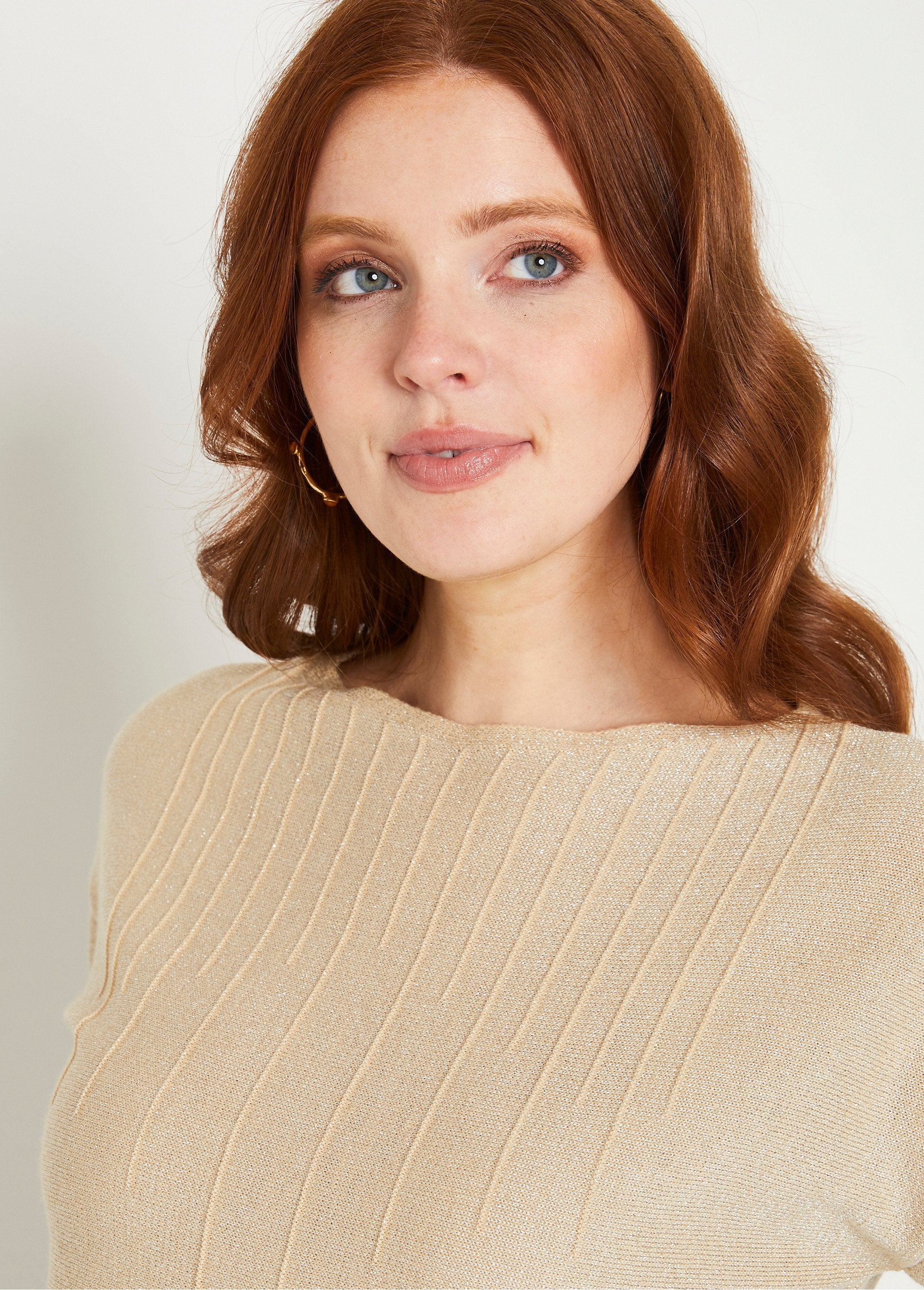 Plain_shiny_mid-length_sweater_3/4_sleeves_boat_neck_Iridescent_beige_DE1_slim