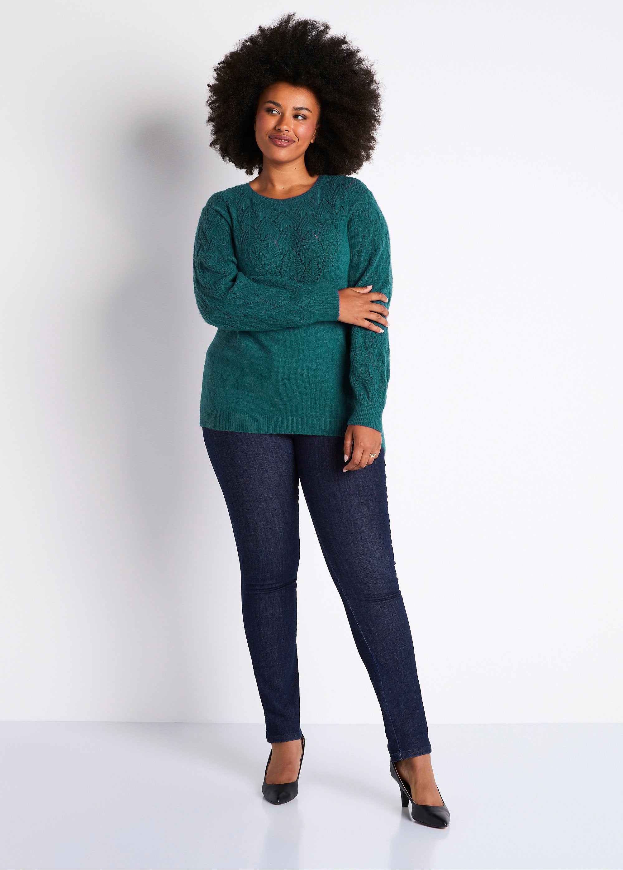 Soft_plain_round_neck_fancy_knit_sweater_Green_SF1_curvy