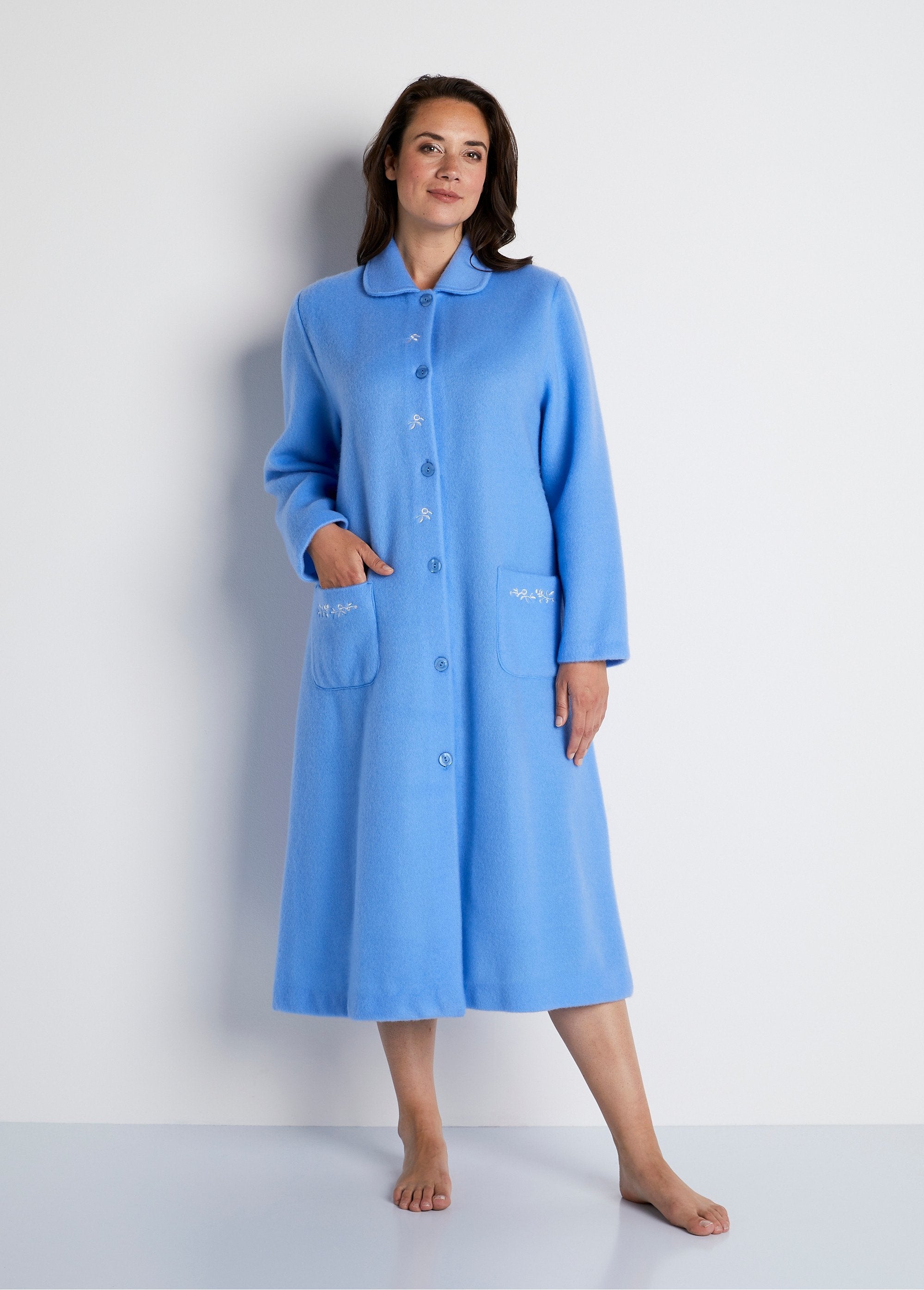 Courtelle_embroidered_dressing_gown_bathrobe_Blue_FA1_curvy