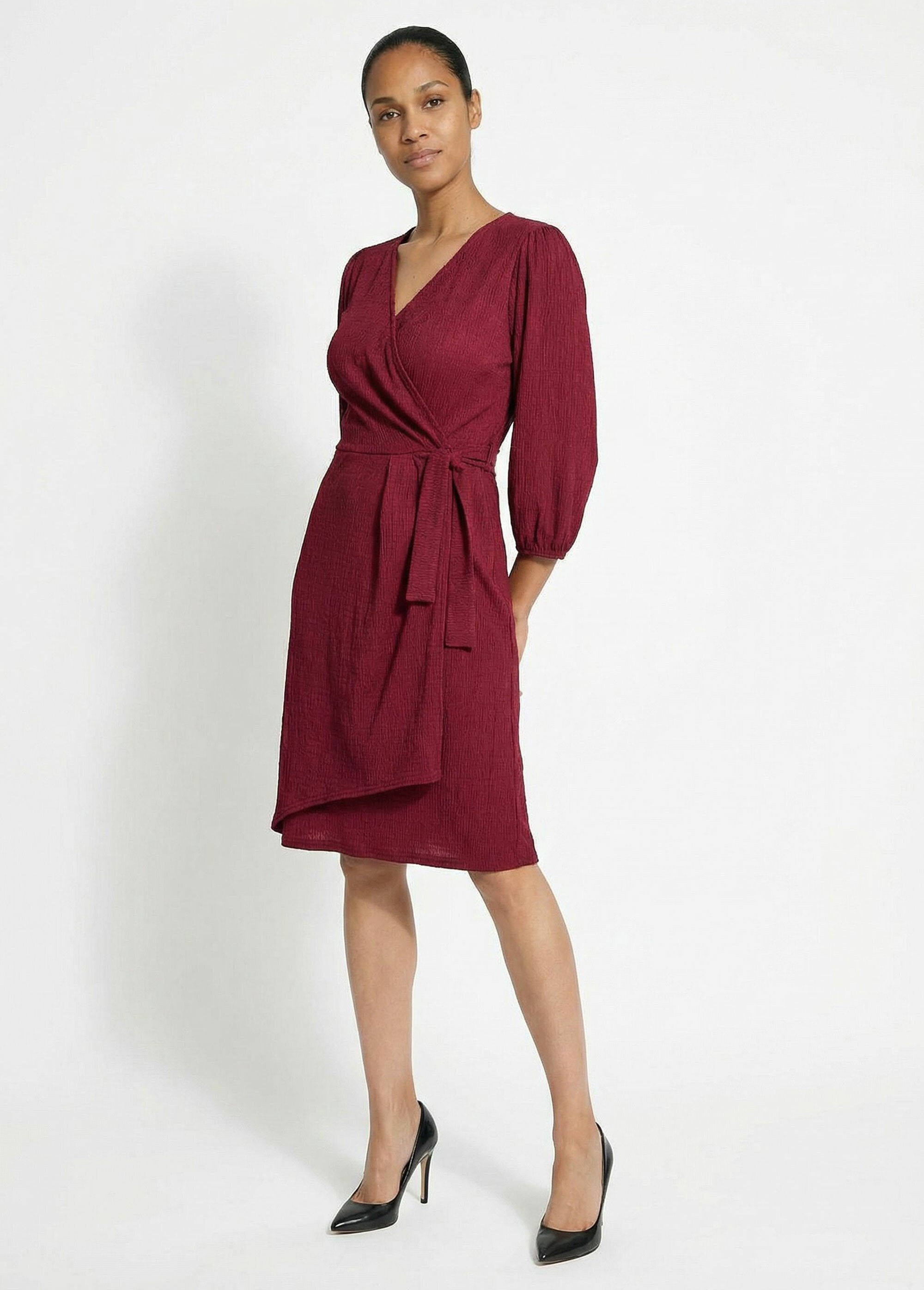 Waffle_knit_wrap_dress_Bordeaux_SF1_slim