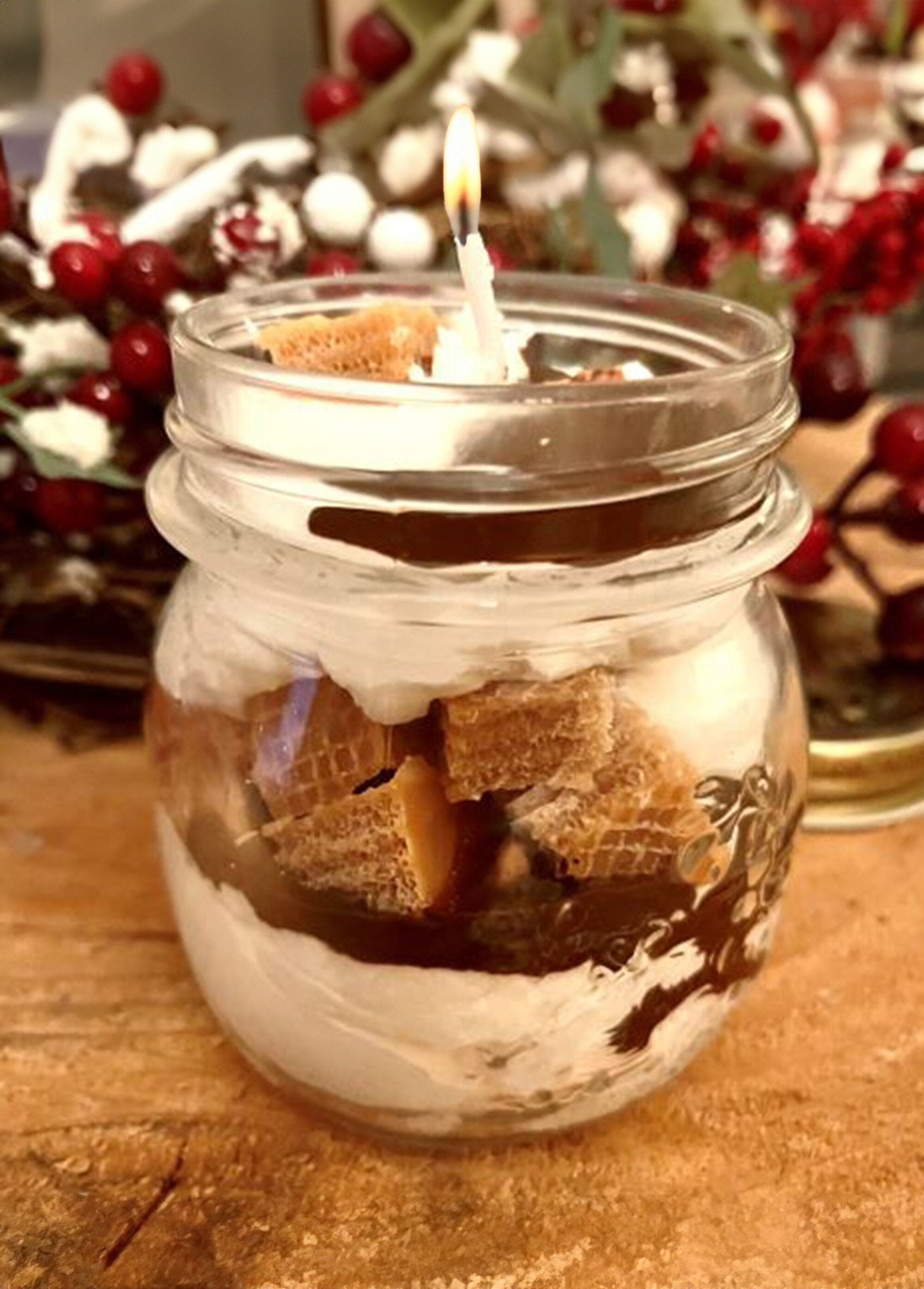 Gourmet_Chocolate_Scented_Candle_Beige_DE1_slim