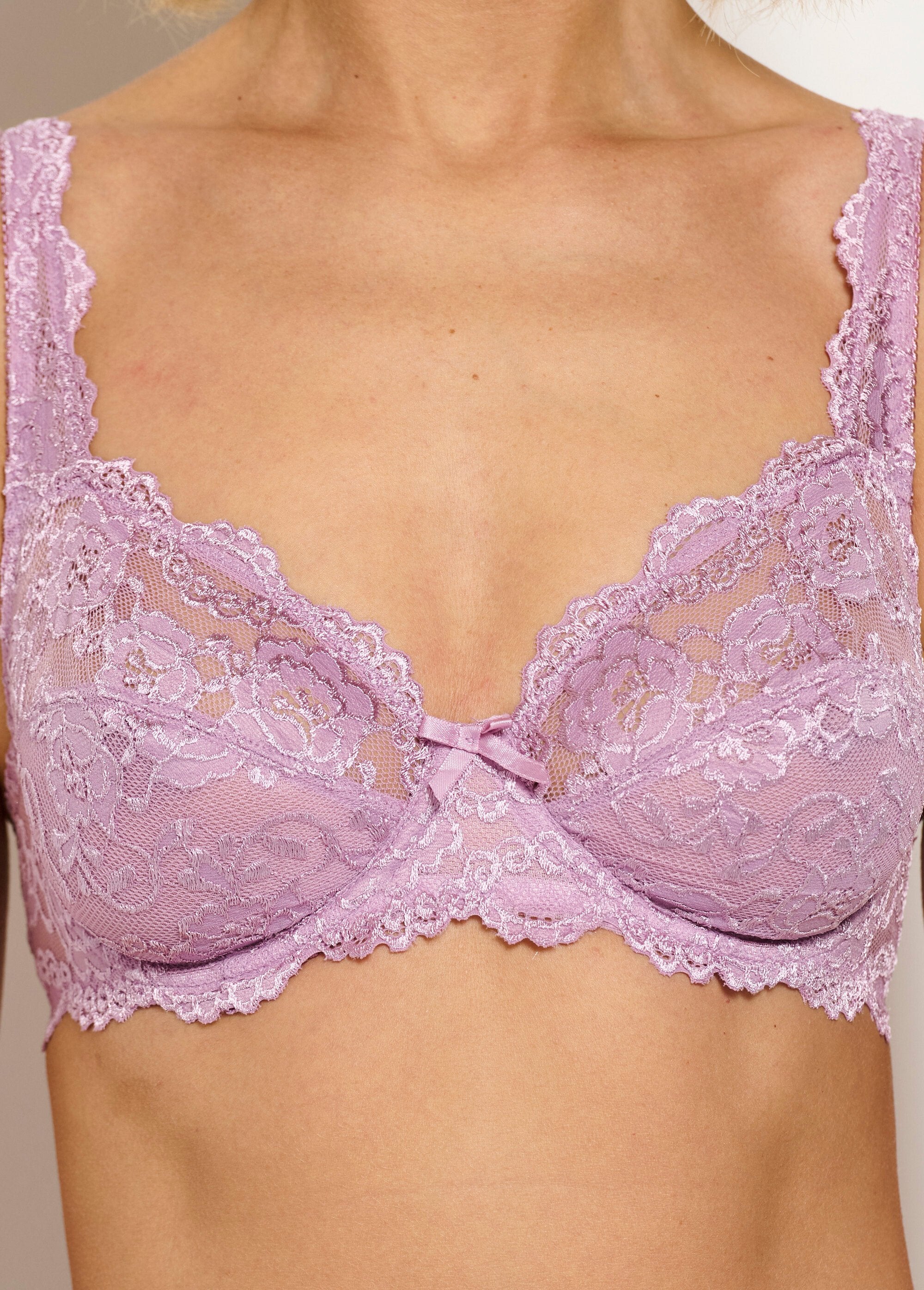 Lace_bra_with_underwire_Parma_DE1_slim