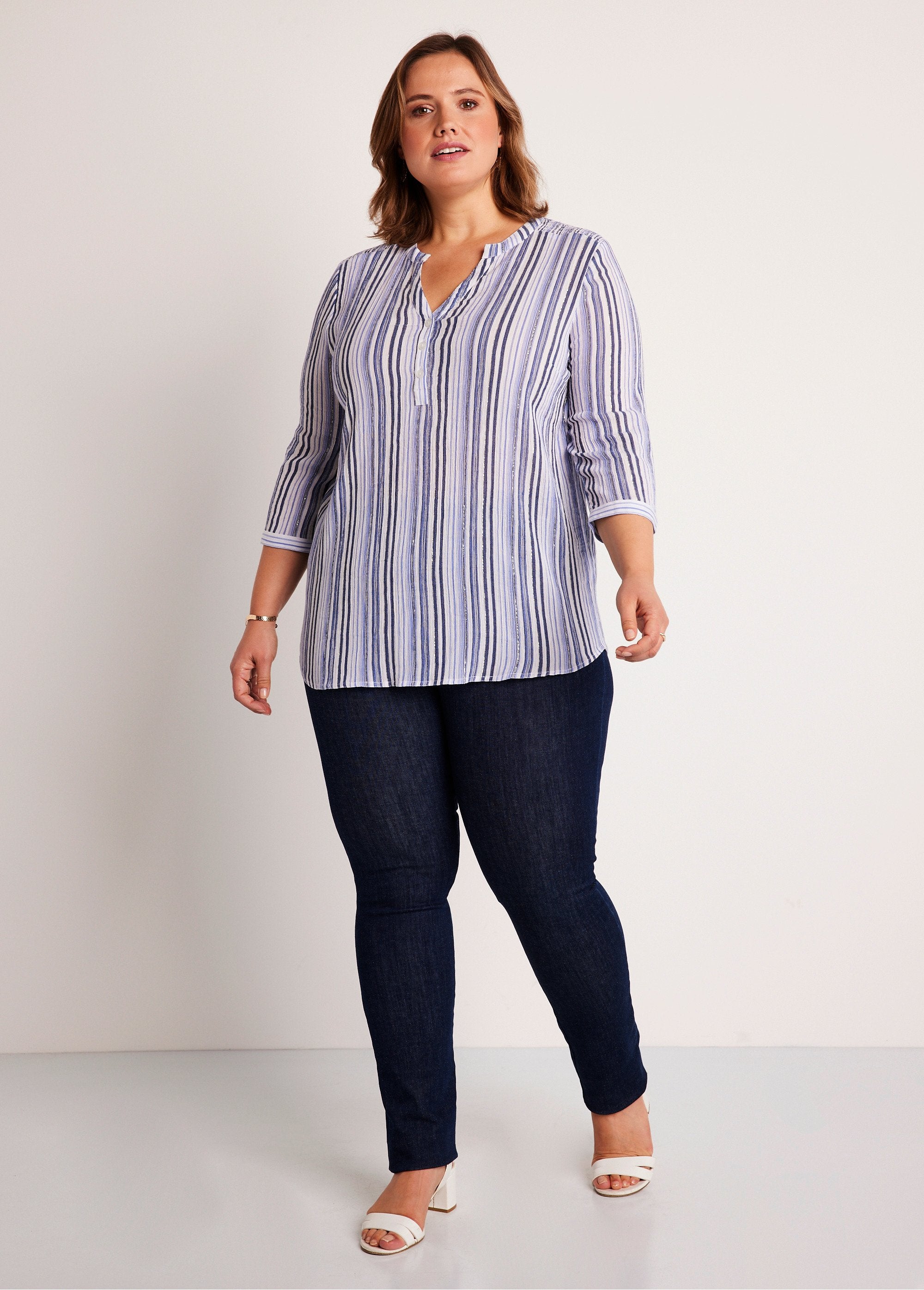 Long_straight_shiny_striped_tunic_Blue_SF1_curvy