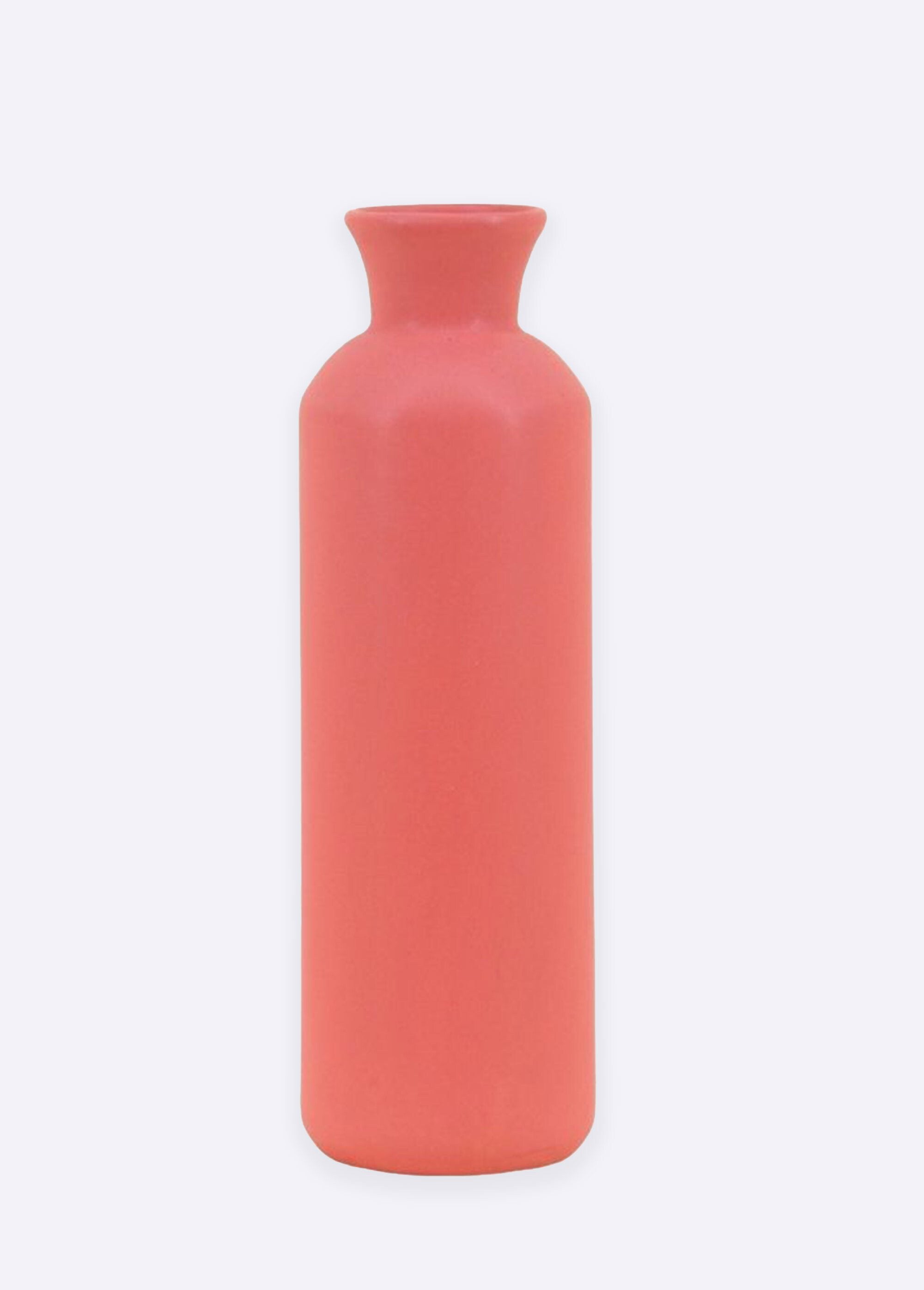 Tubular_ceramic_vase,_minimalist_design_Terracotta_FA1_slim