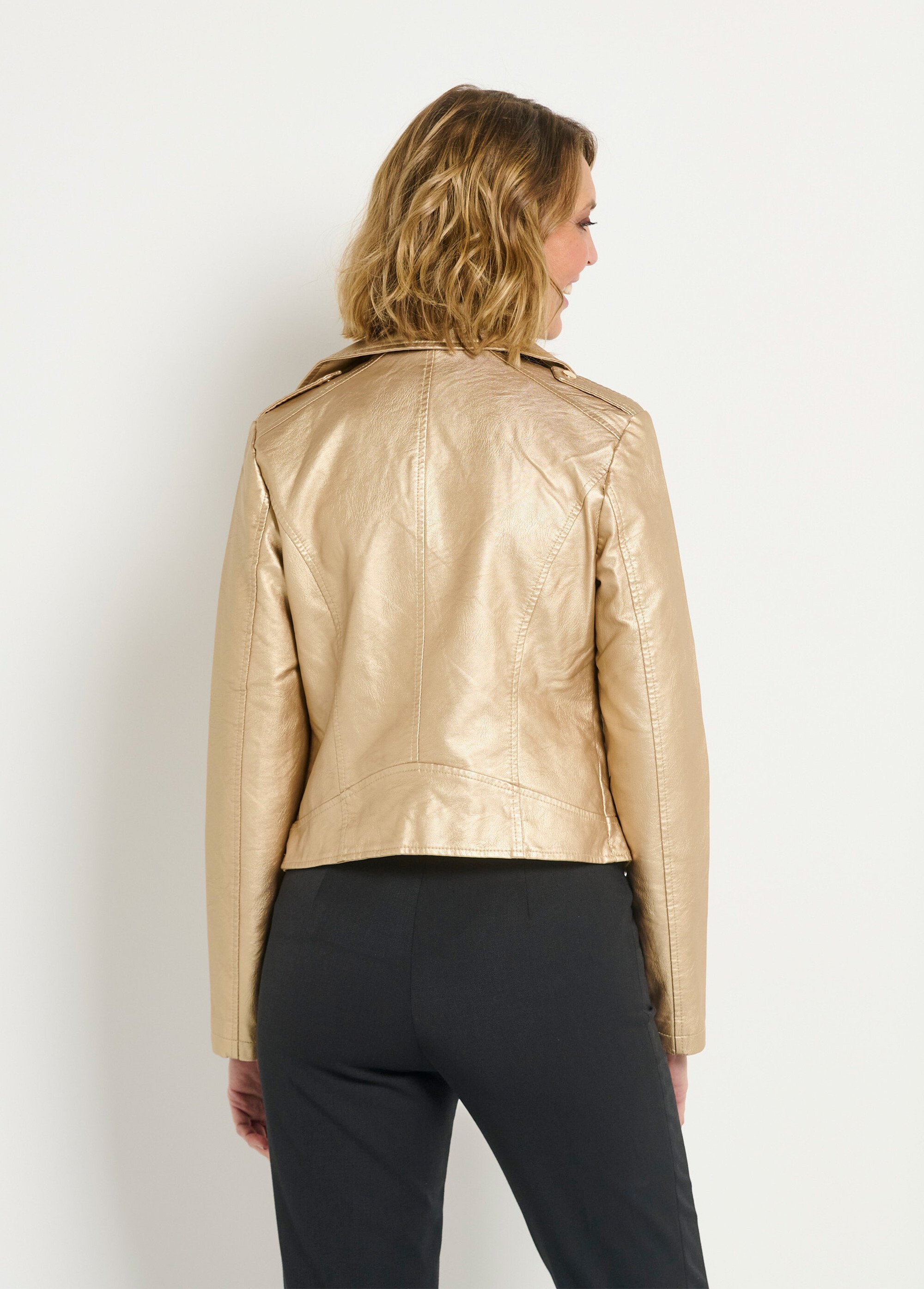 Trendy_zip-up_jacket_in_imitation_leather_Dore_DO1_slim